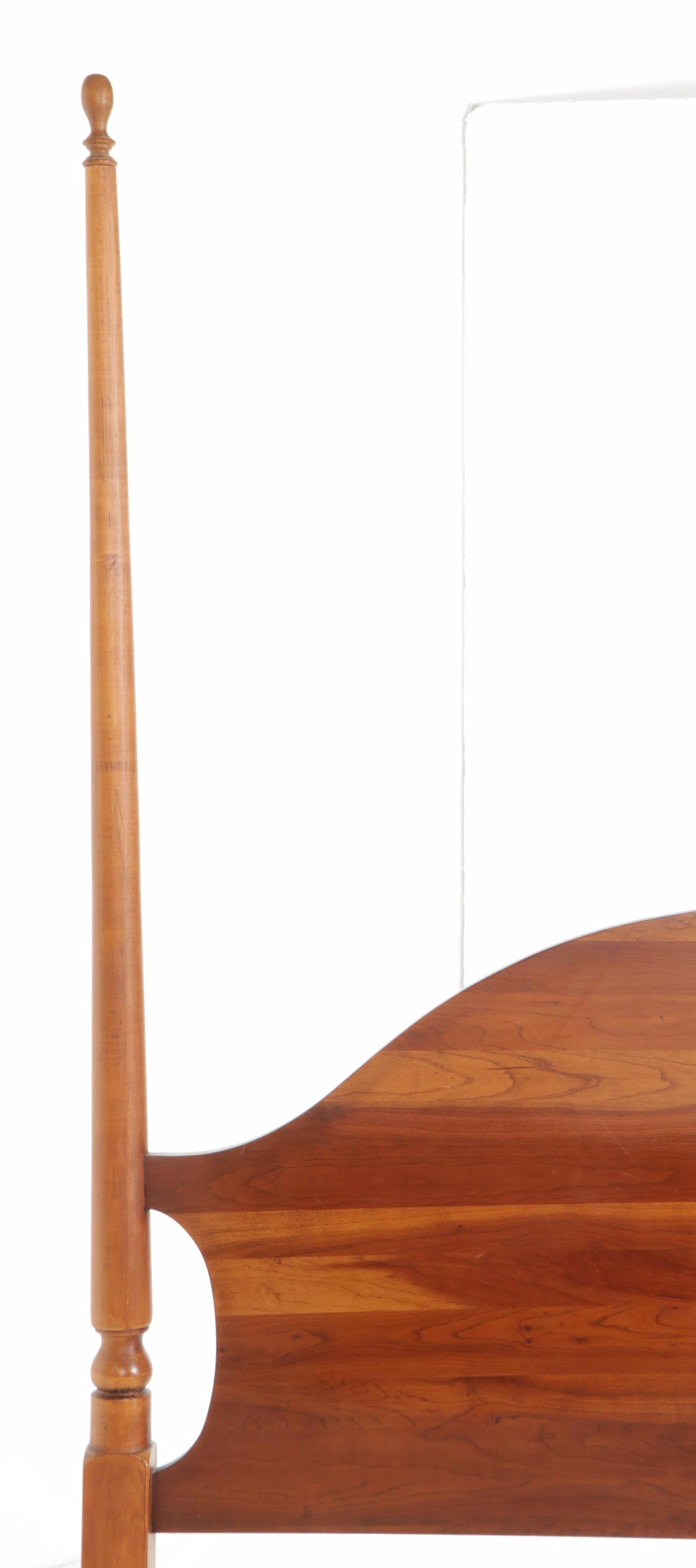 Lexington Furniture Cherry Queen Size Pencil Post Bed