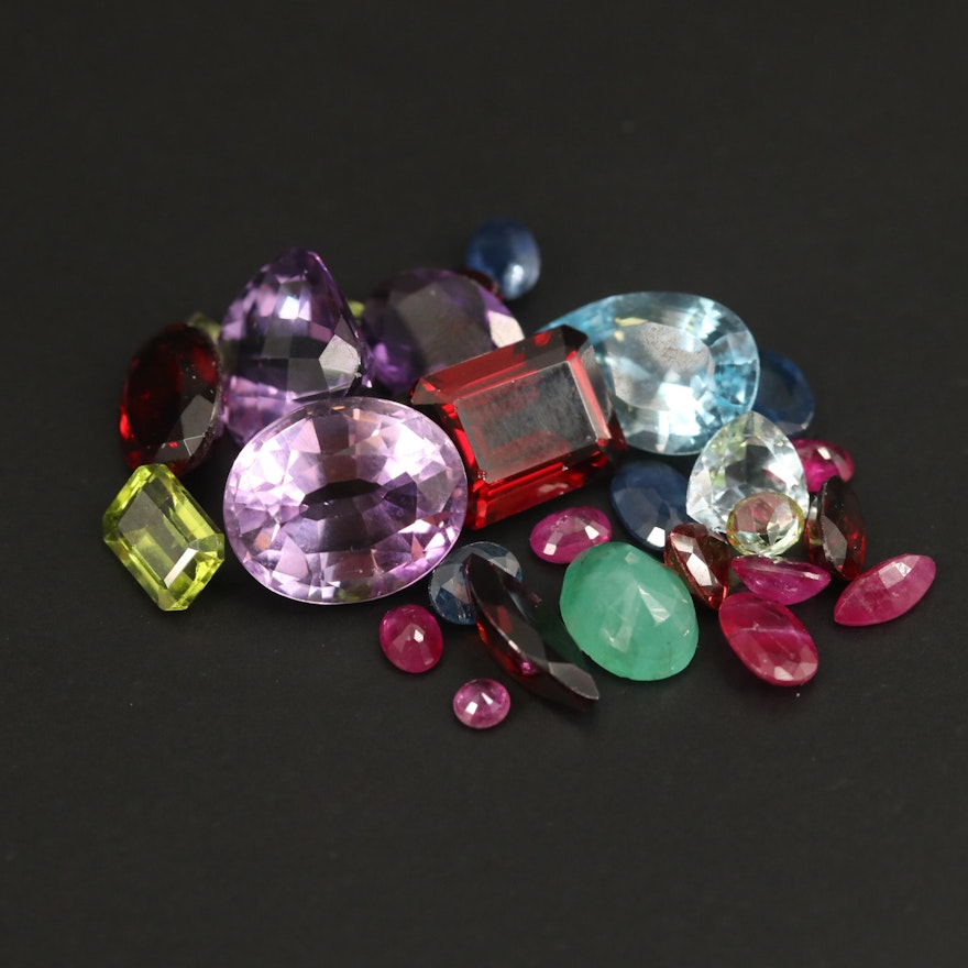 Loose Mixed Gemstones Including Amethyst, Garnet and Peridot