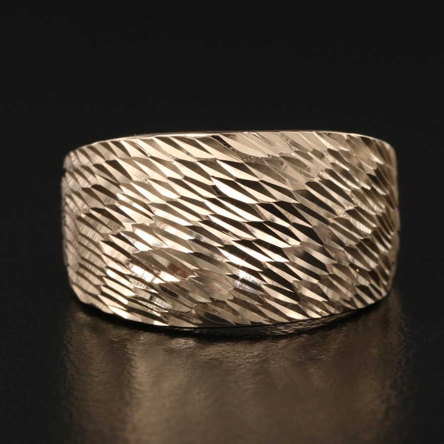 14K Tapered Band with Diamond Cut Finish