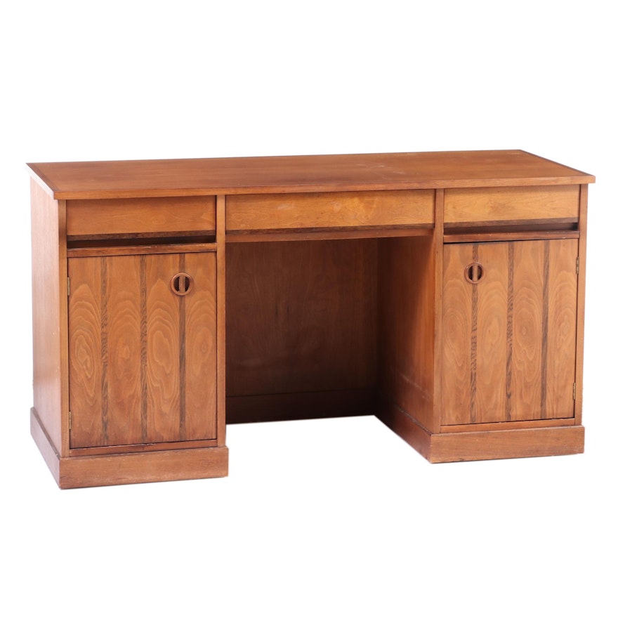 "Distinctive Furniture" by Stanley Mid Century Modern Walnut Executive Desk