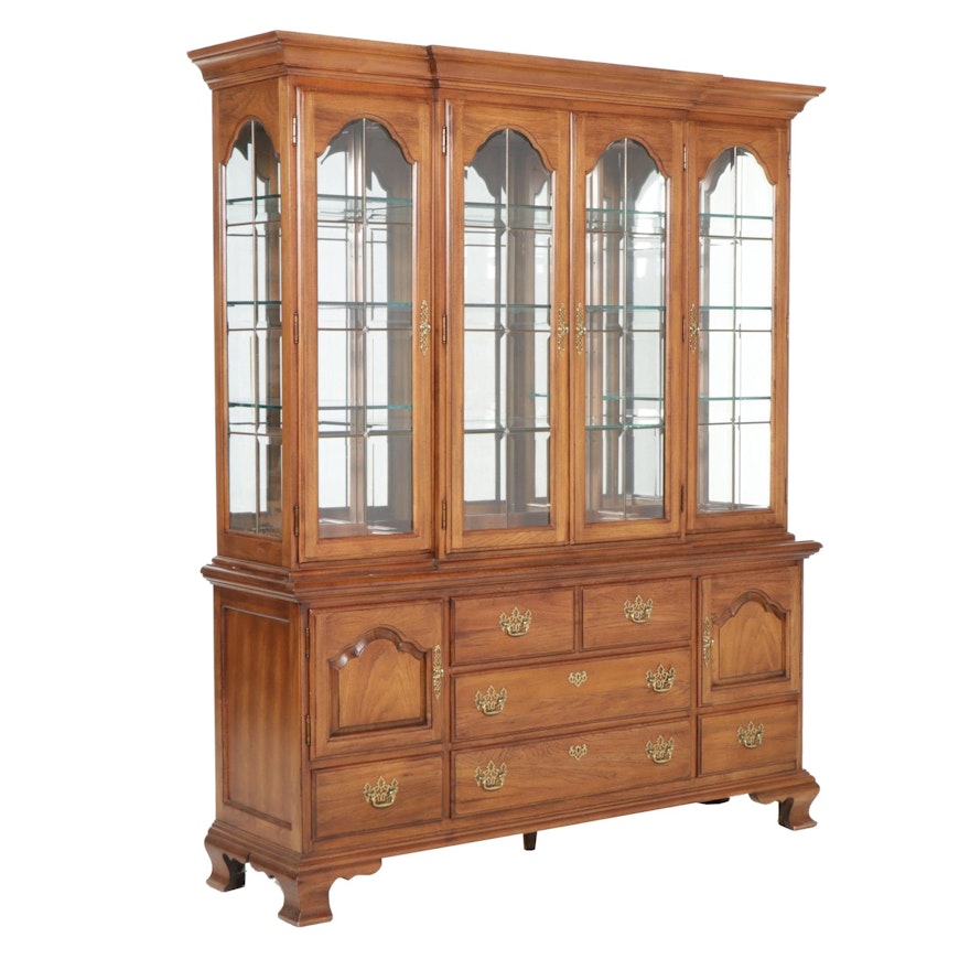 Thomasville Chippendale Style "Fisher Park" Fruitwood China Cabinet