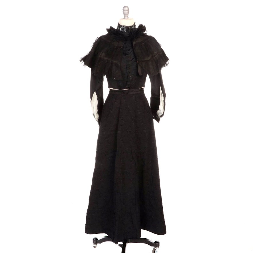 Victorian Mourning Ensemble Consisting of Bodice, Skirt and Capelet