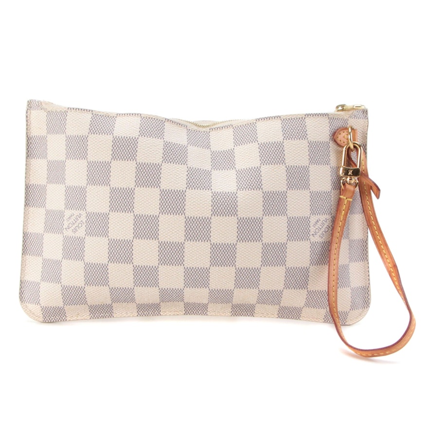 Louis Vuitton Neverfull Pochette in Damier Azur with Vachetta Leather Strap