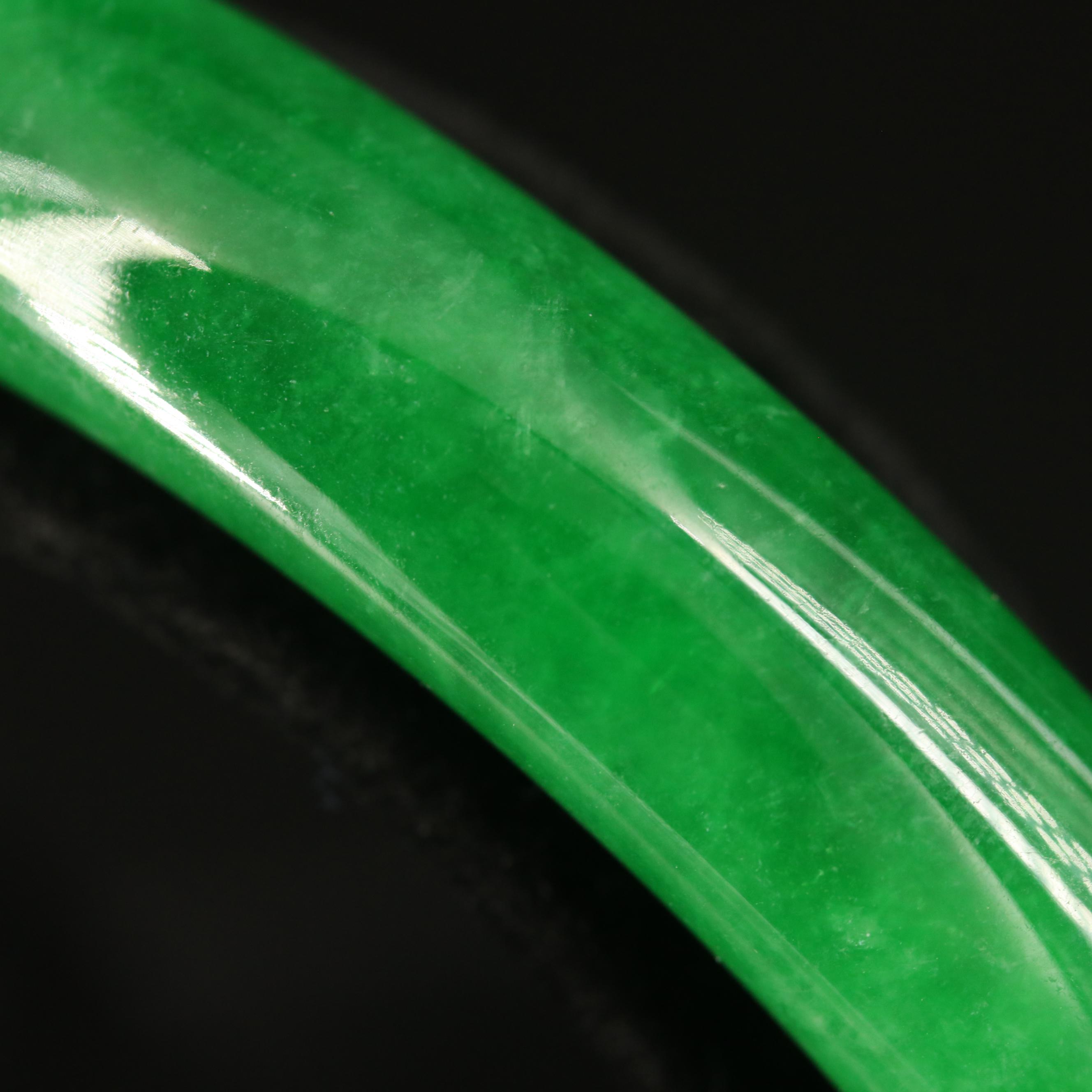 Jadeite Hololith Bangle