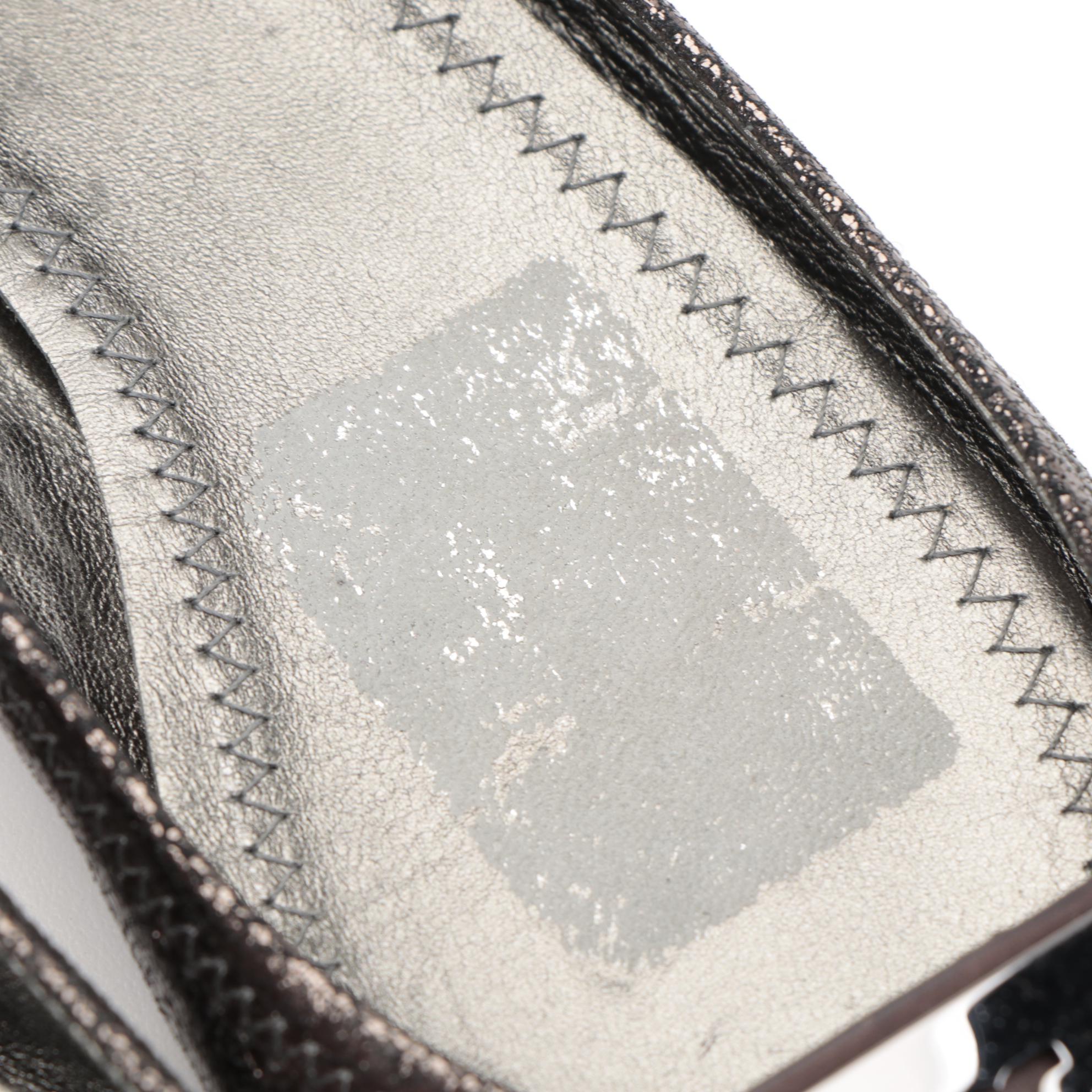 Tory Burch Logo Ballet Flats in Metallic Finished Leather