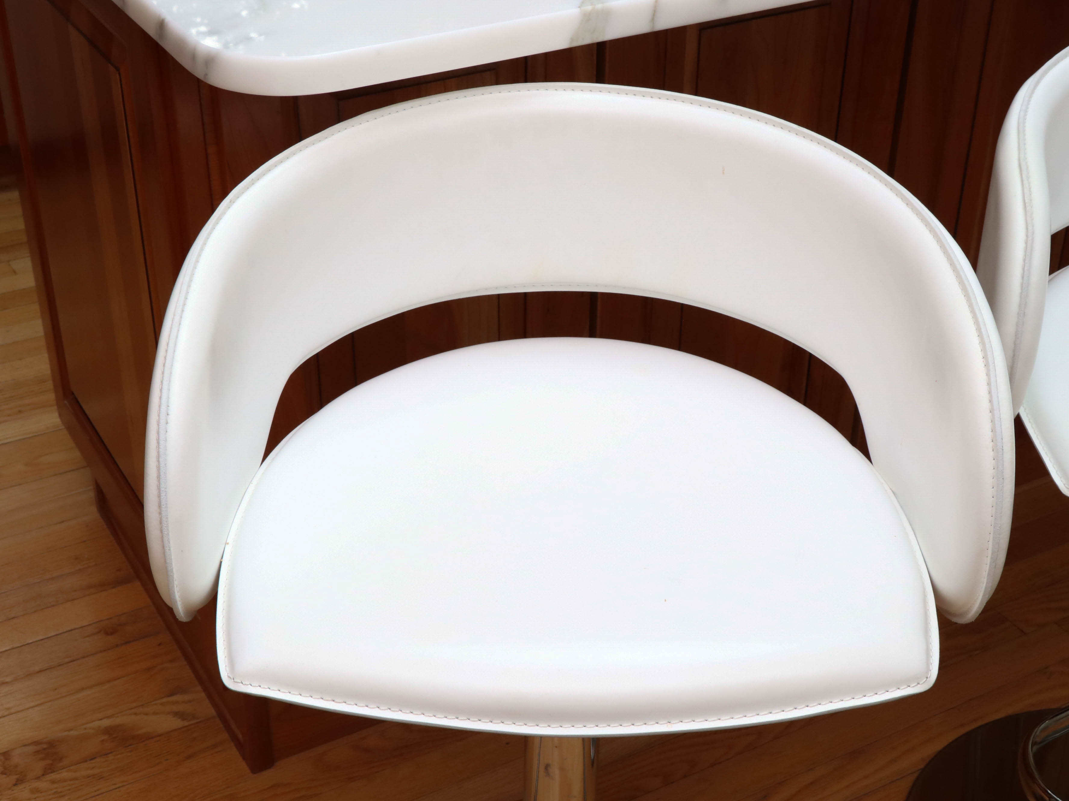 Modernist Style White Leather and Chrome Swivel Bar Chairs