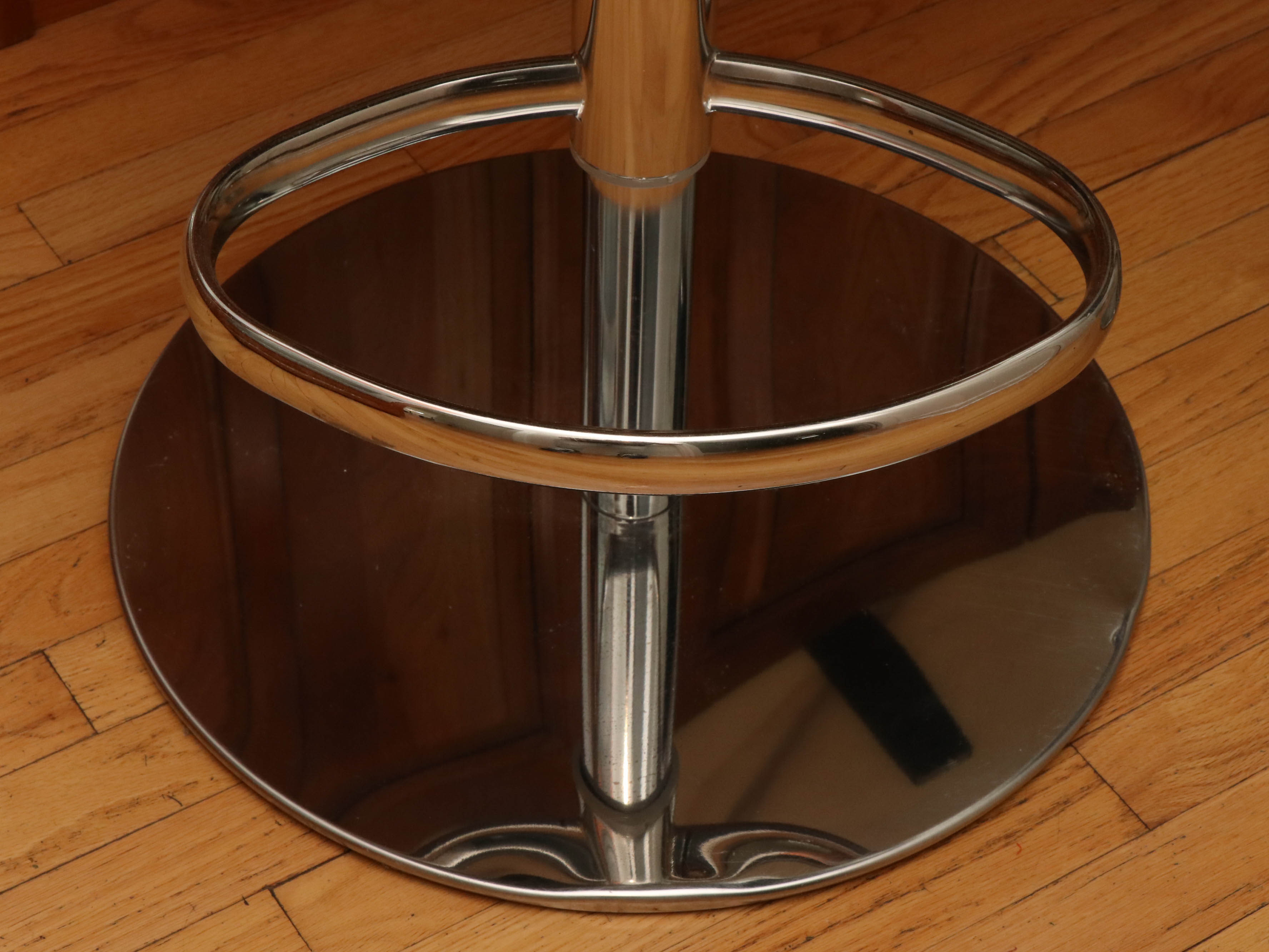 Modernist Style White Leather and Chrome Swivel Bar Chairs