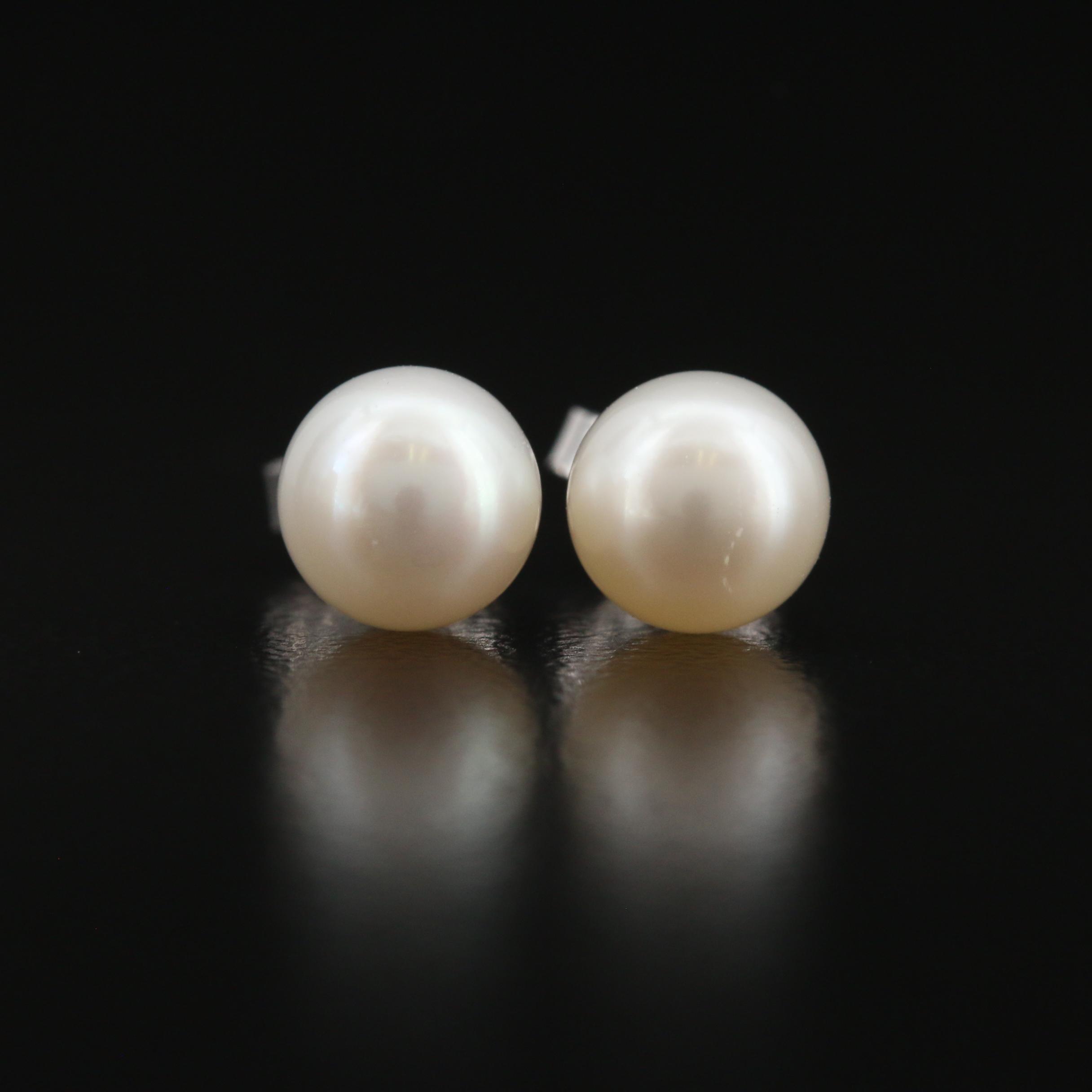 Blue Lagoon "Sea Magic" By Mikimoto Pearl Necklace and Earring Set