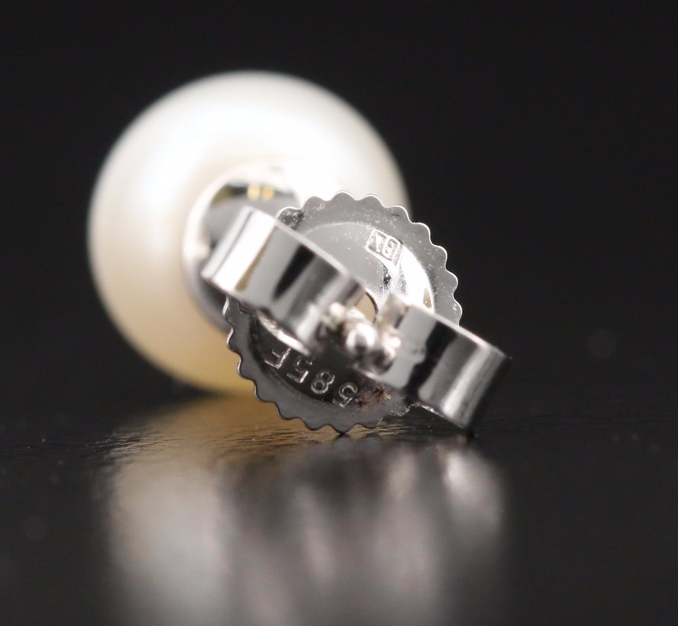 Blue Lagoon "Sea Magic" By Mikimoto Pearl Necklace and Earring Set