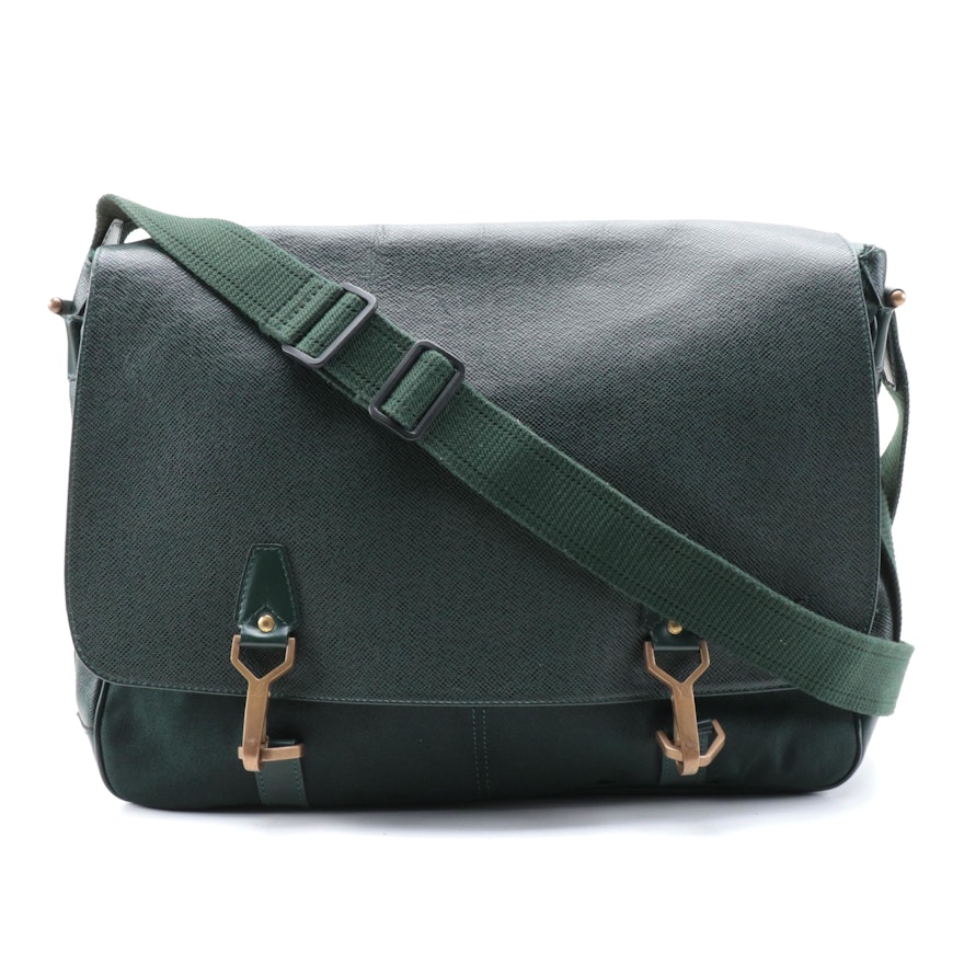 Louis Vuitton Dersou Messenger Bag in Green Epicea Taïga Leather