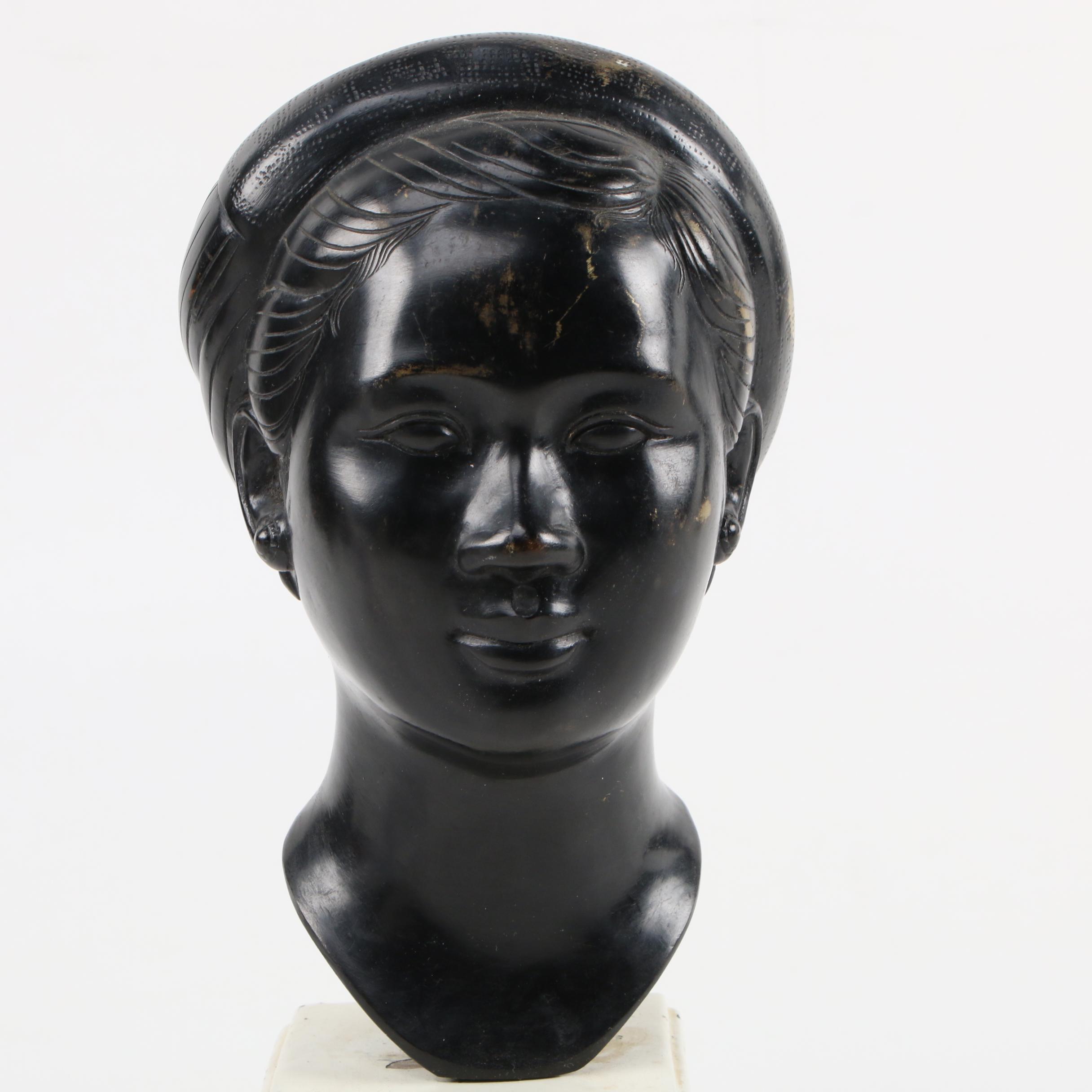 Bronze Bust of a Vietnamese Woman after Thanh Le Nguyen