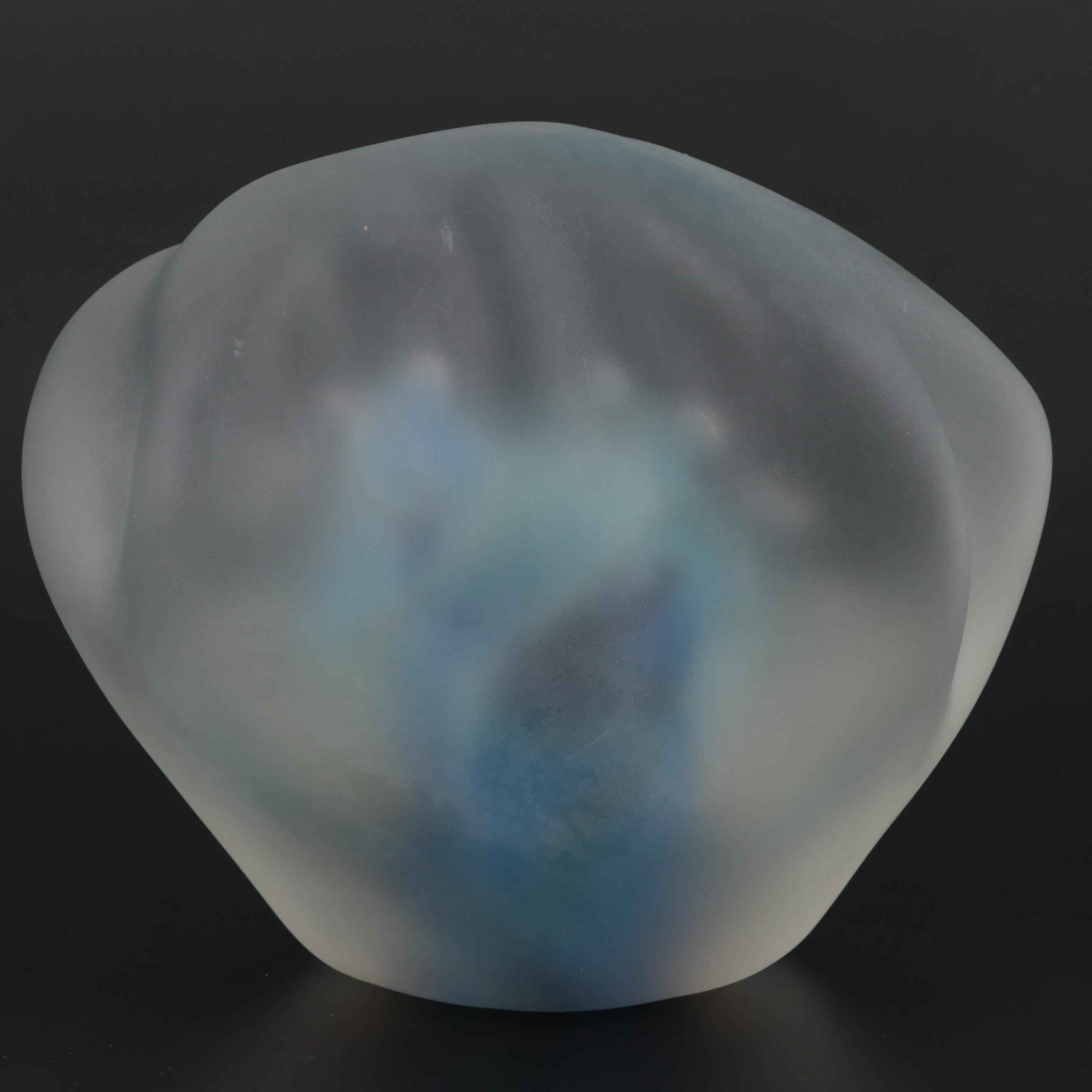 Robert Eickholt Handblown Art Glass Paperweight, 1990