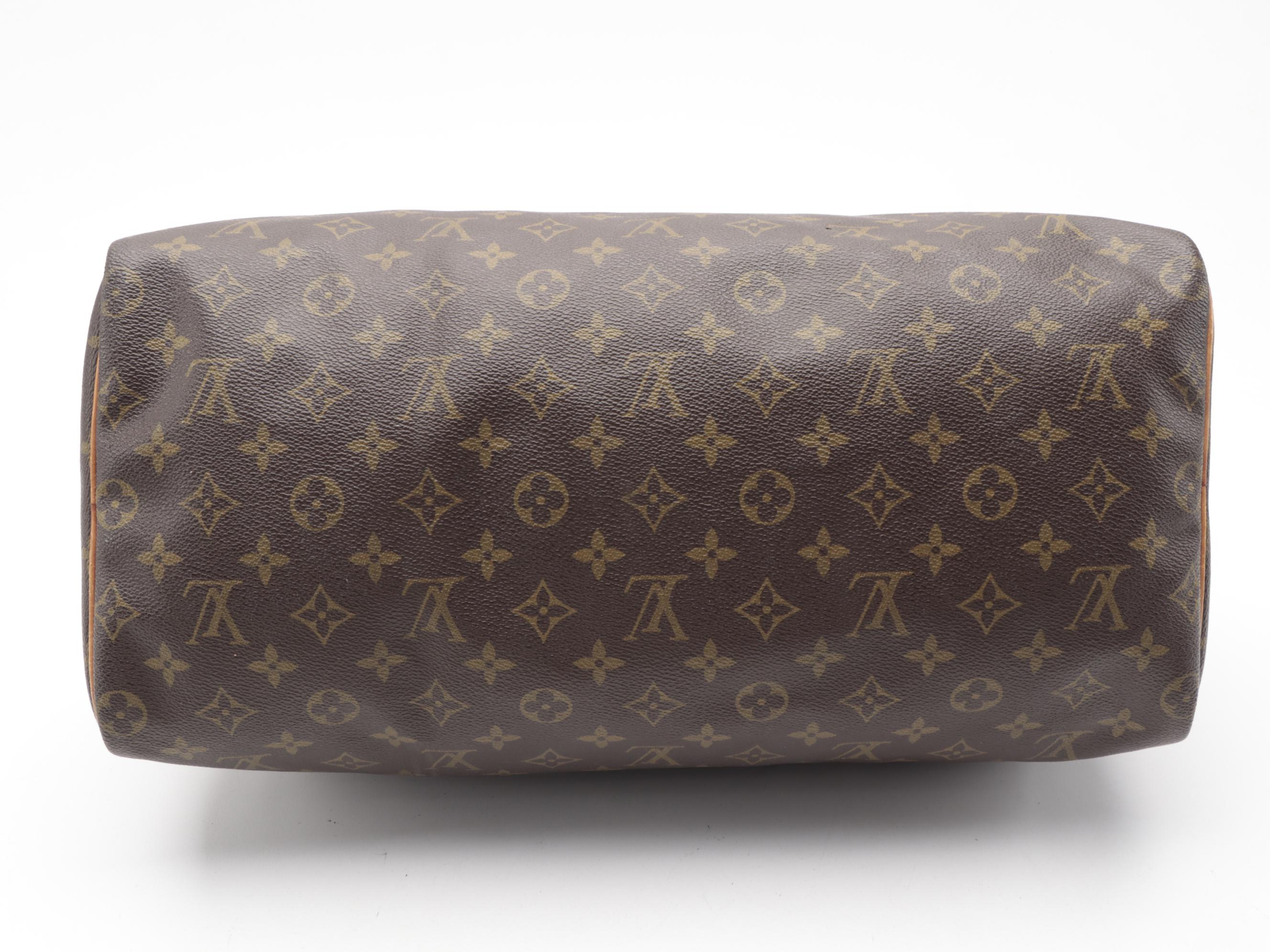 Louis Vuitton Speedy 40 Handbag in Monogram Canvas