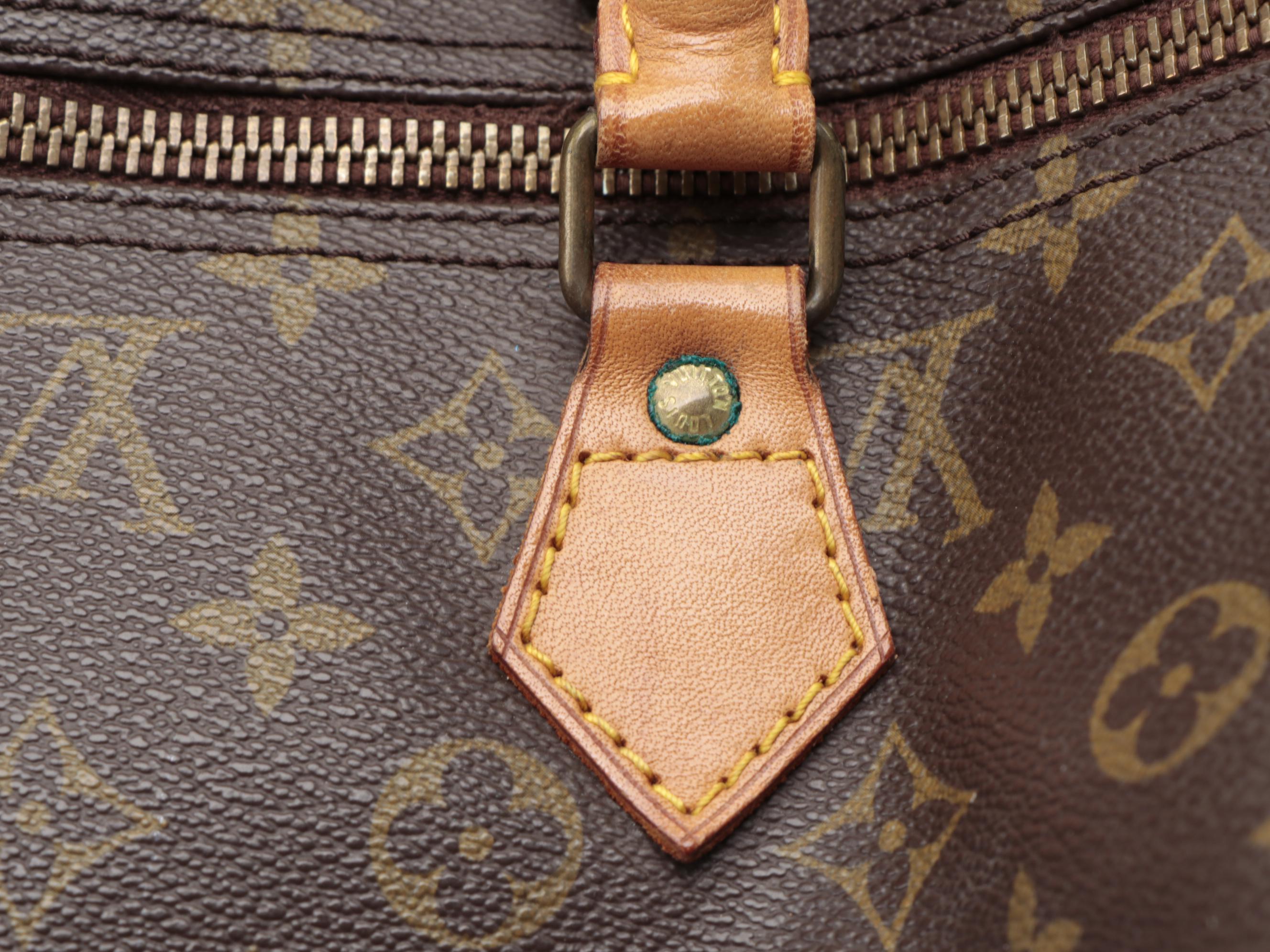 Louis Vuitton Speedy 40 Handbag in Monogram Canvas