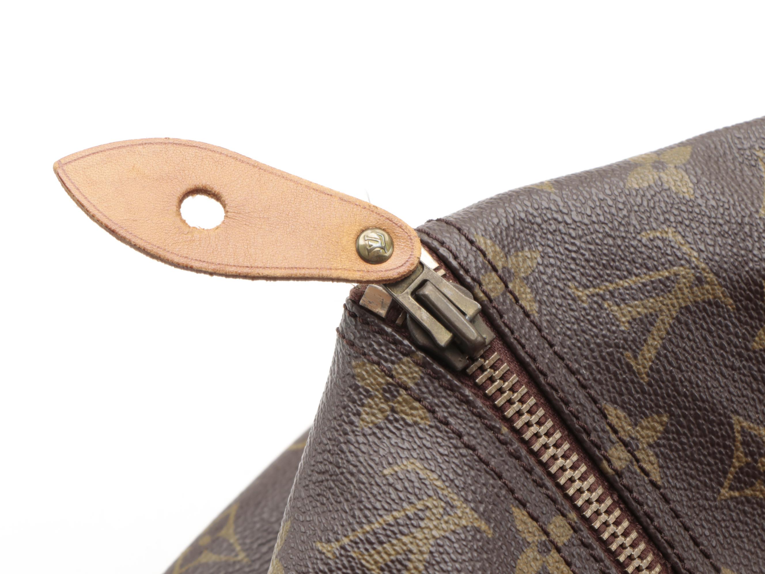 Louis Vuitton Speedy 40 Handbag in Monogram Canvas