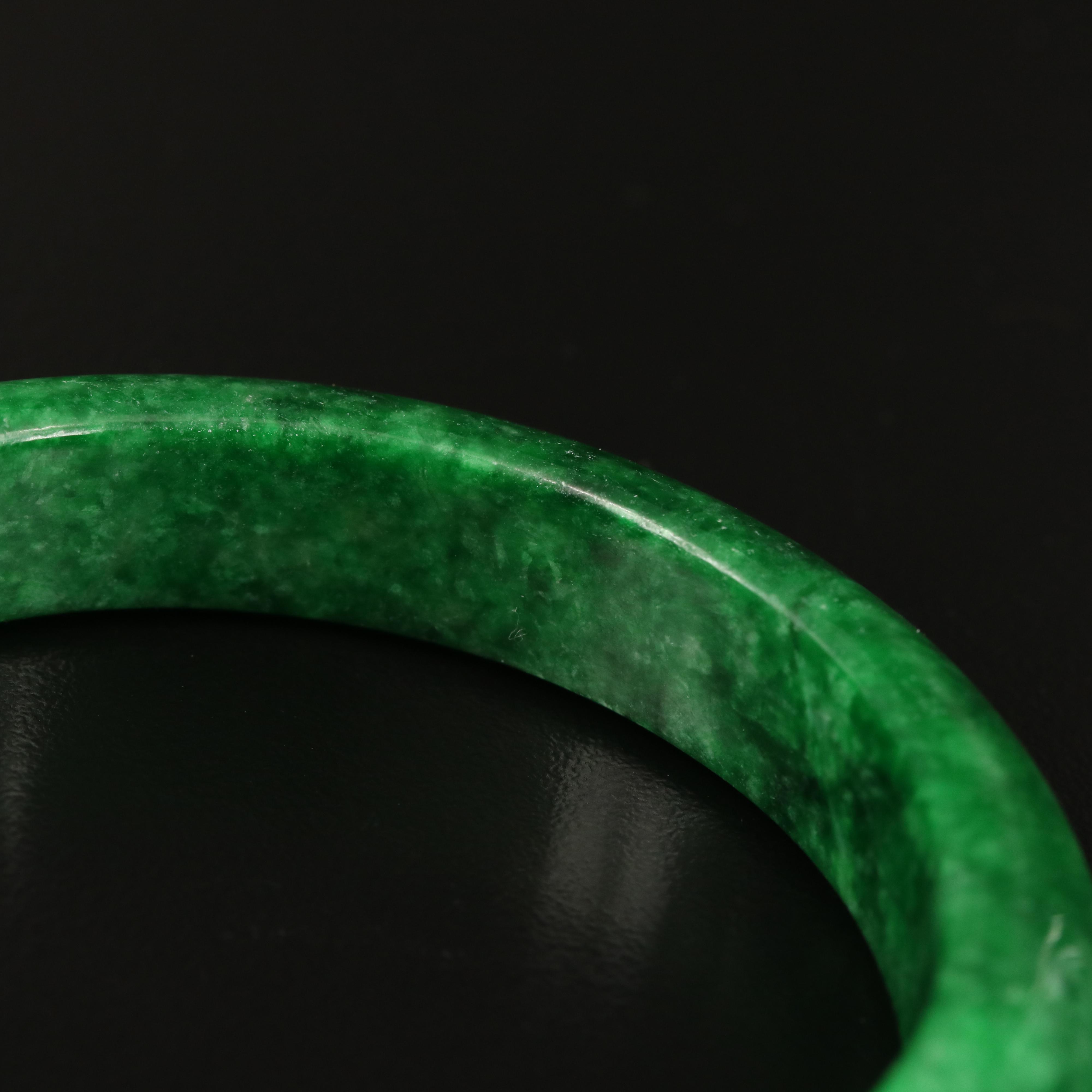 Jadeite Hololith Bangle