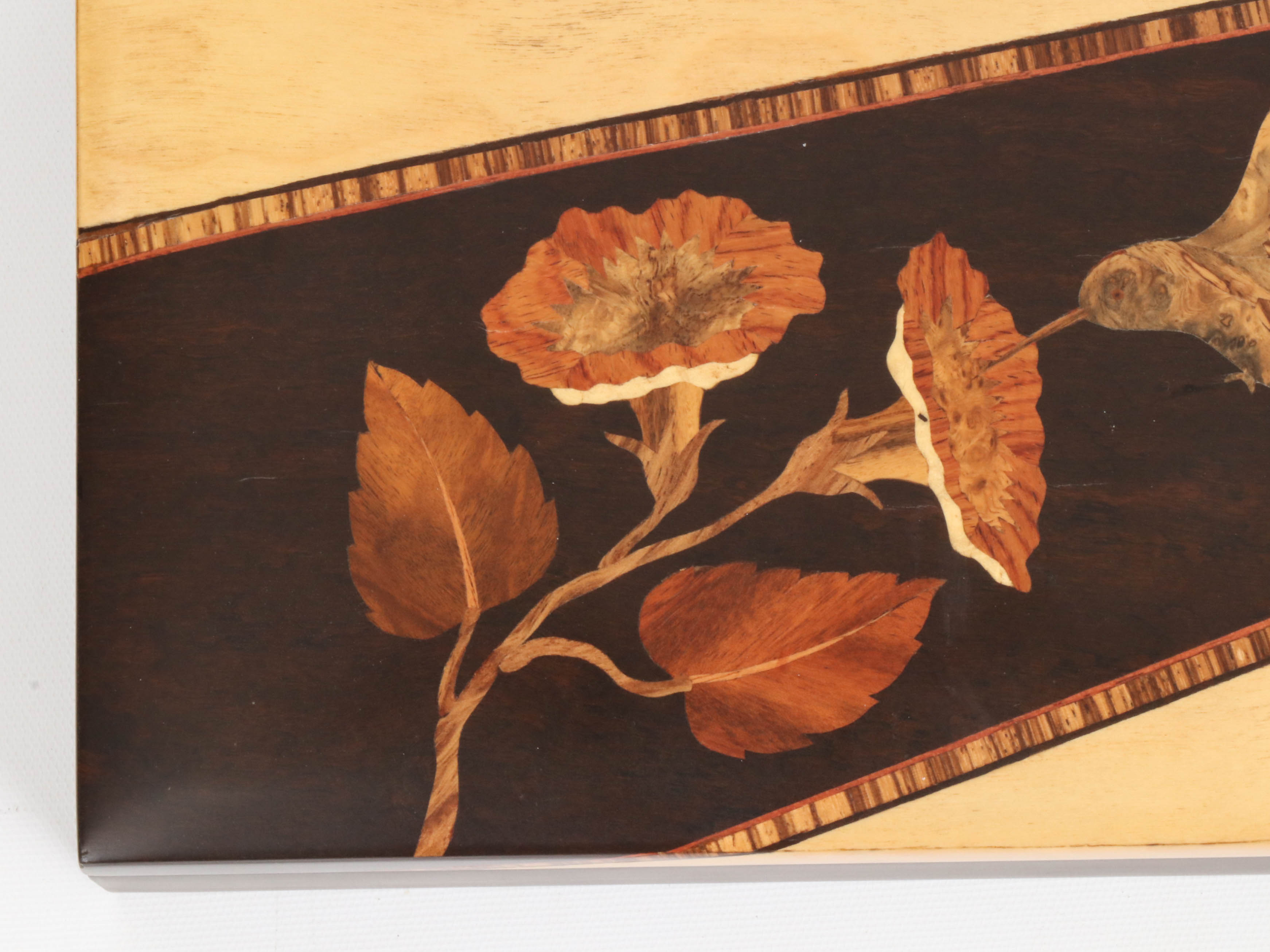 Acre Marquetry Wood Marquetry Hummingbird Vanity Box, Late 20th Century