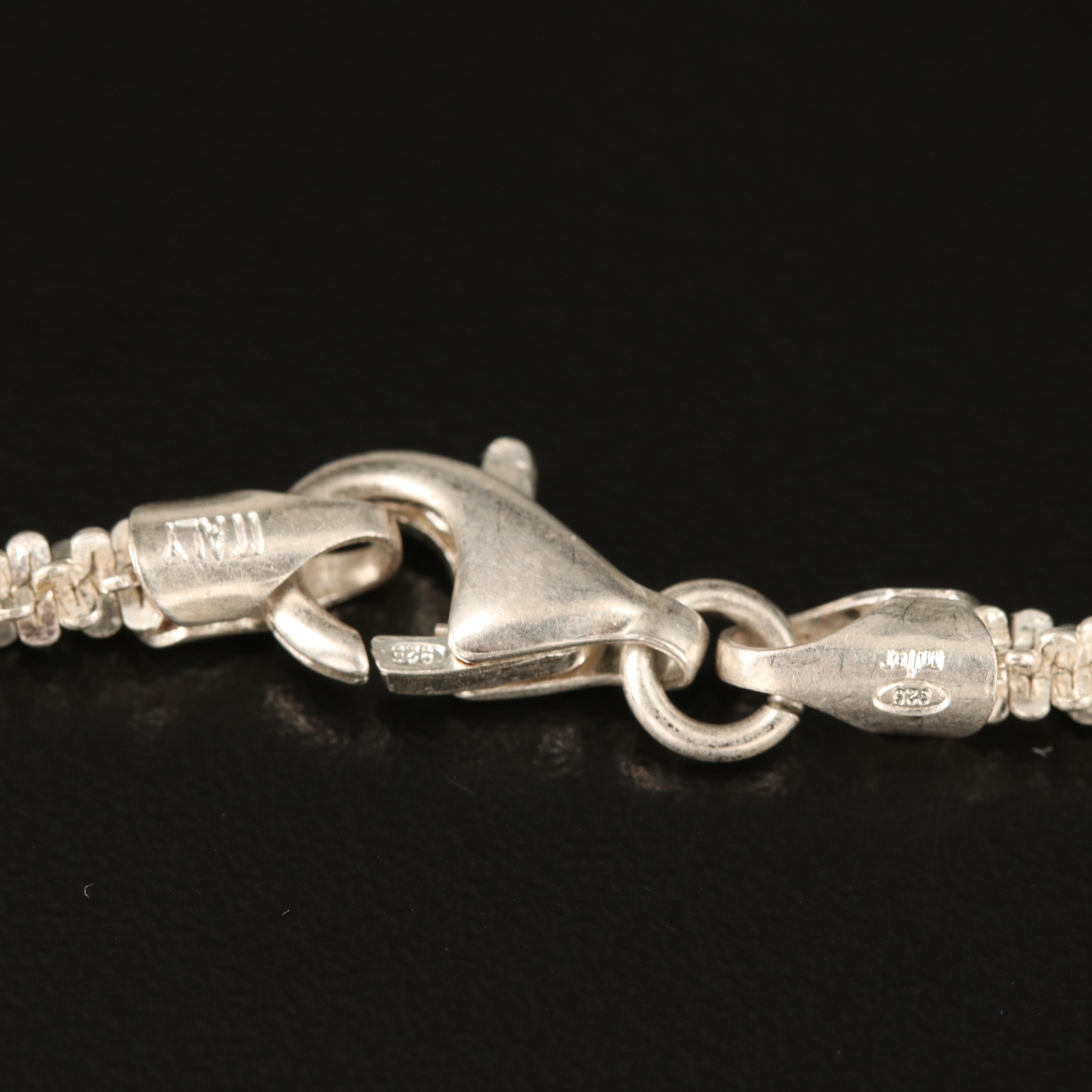 Sterling Queen Elizabeth II Silver Jubilee Commemorative Ingot Pendant Necklace