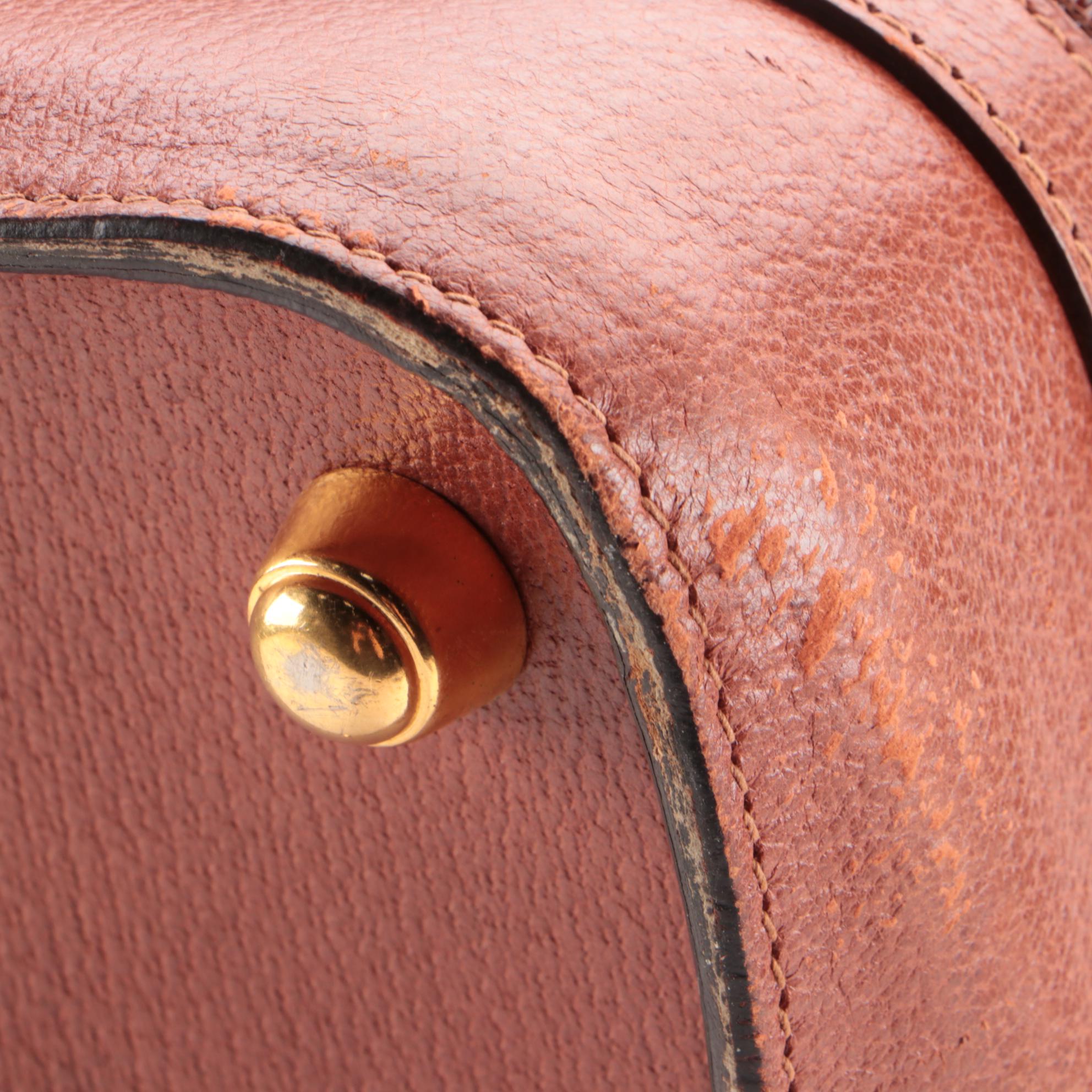 Gucci Tan Leather Boston Style Travel Bag with Zippered Base Compartment