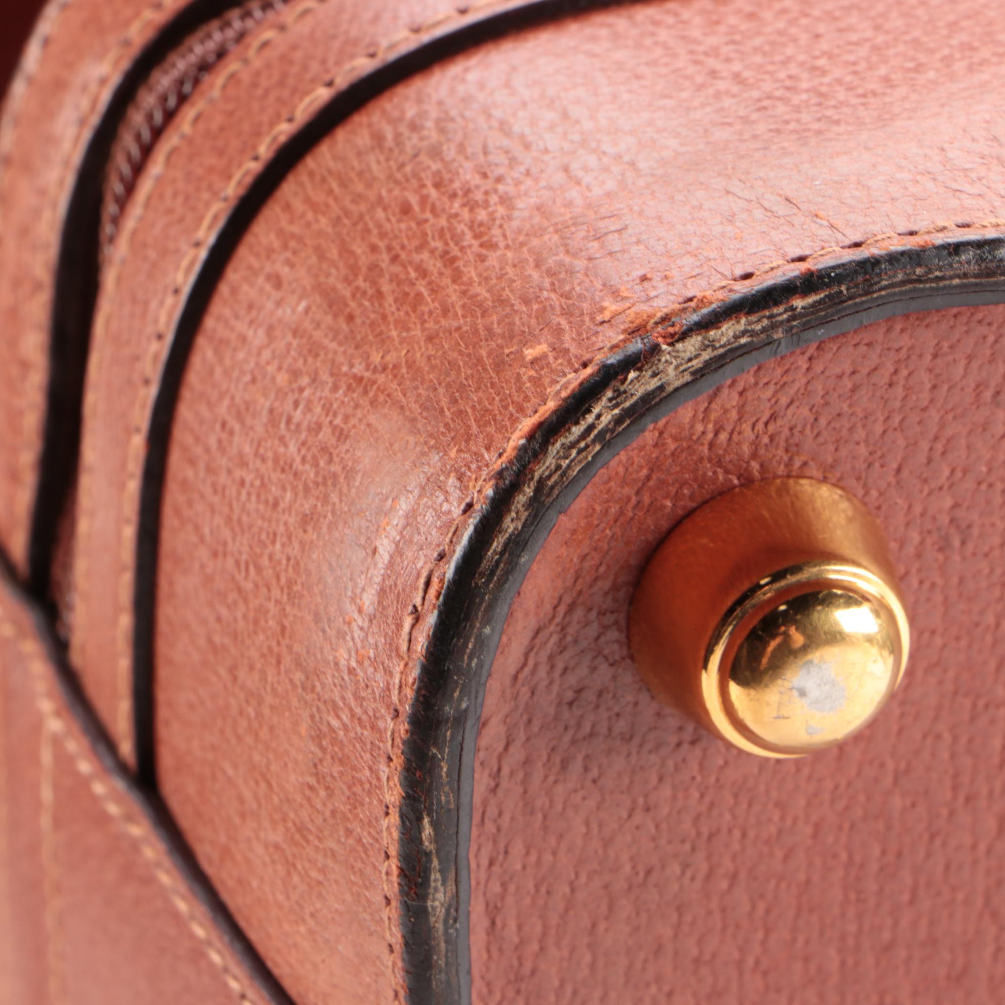 Gucci Tan Leather Boston Style Travel Bag with Zippered Base Compartment