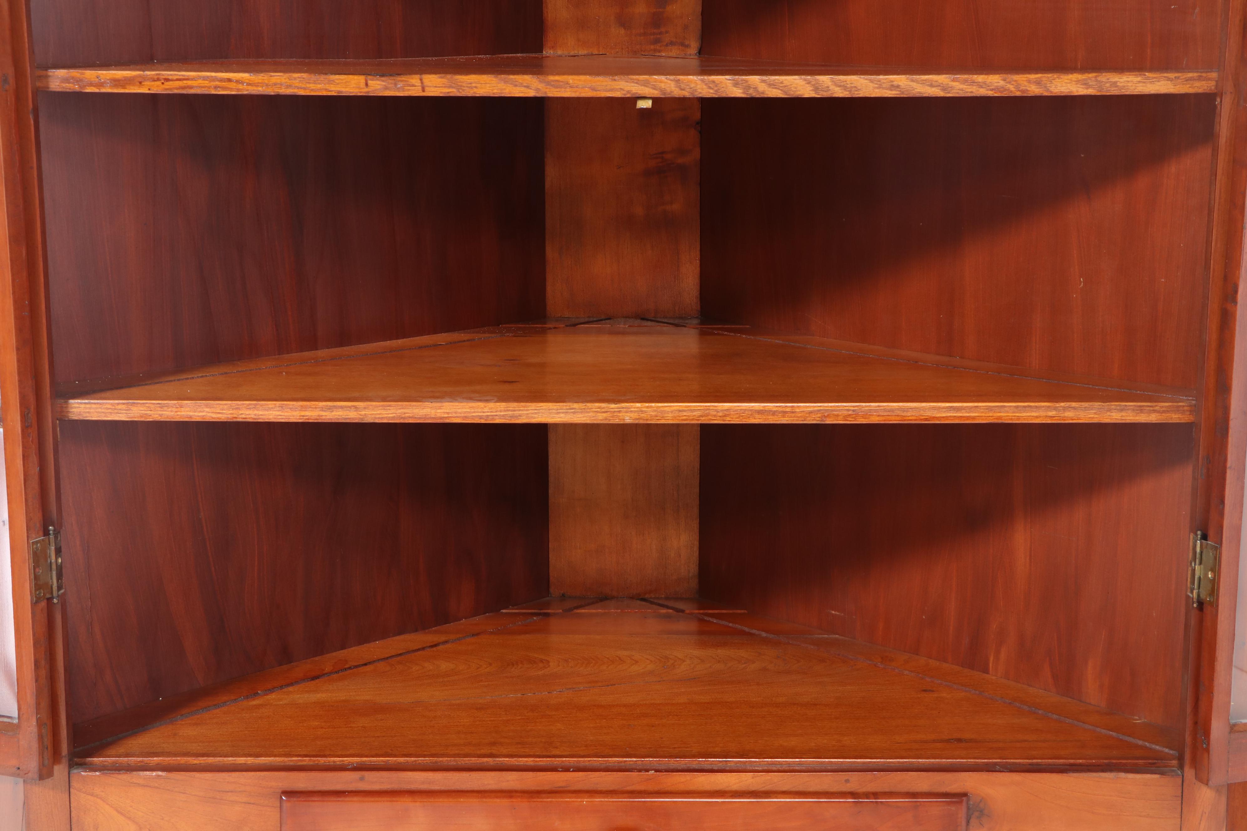 Federal Style Cherry Corner China Cabinet, Early 20th Century