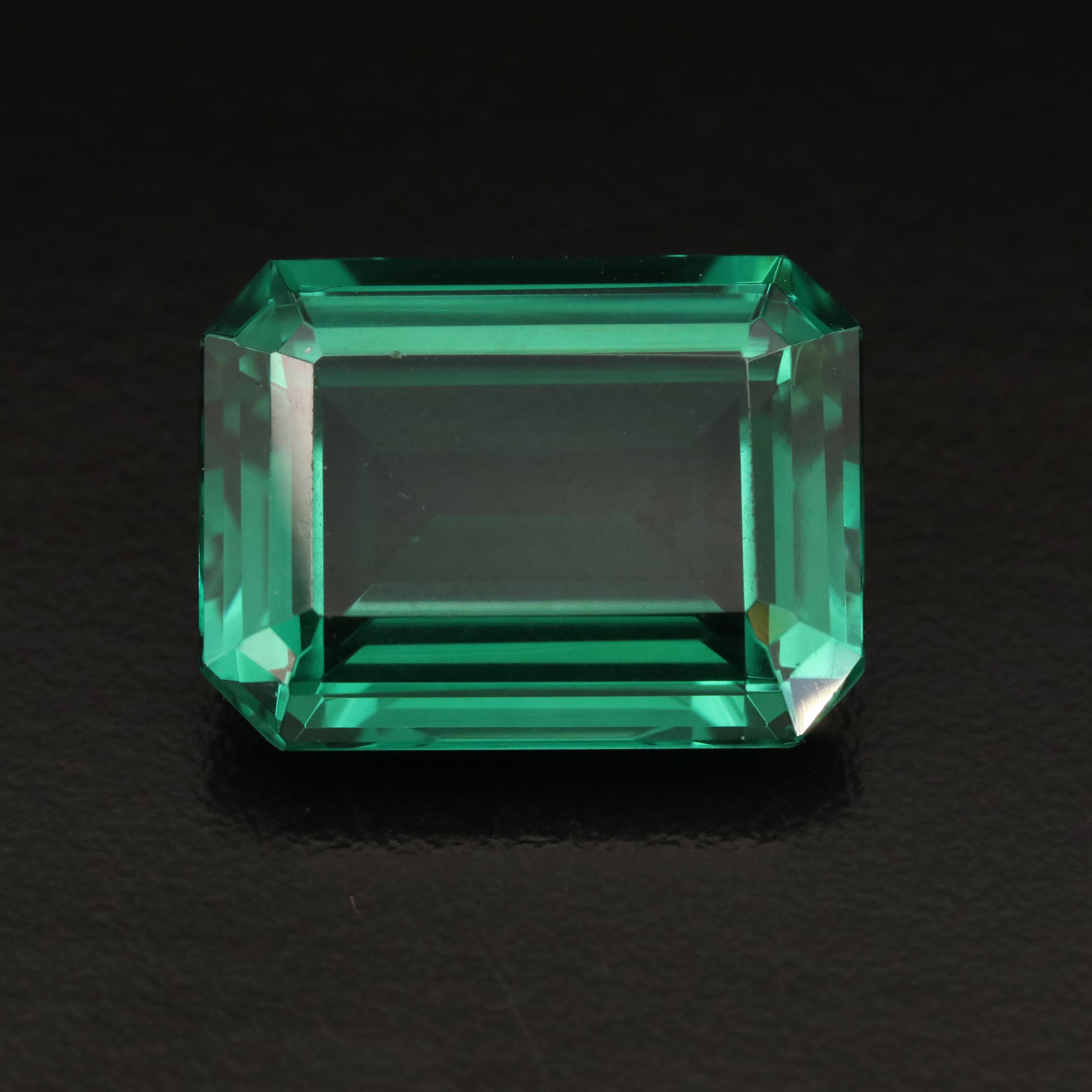 Loose Laboratory Grown Spinel Triplet with GIA Report