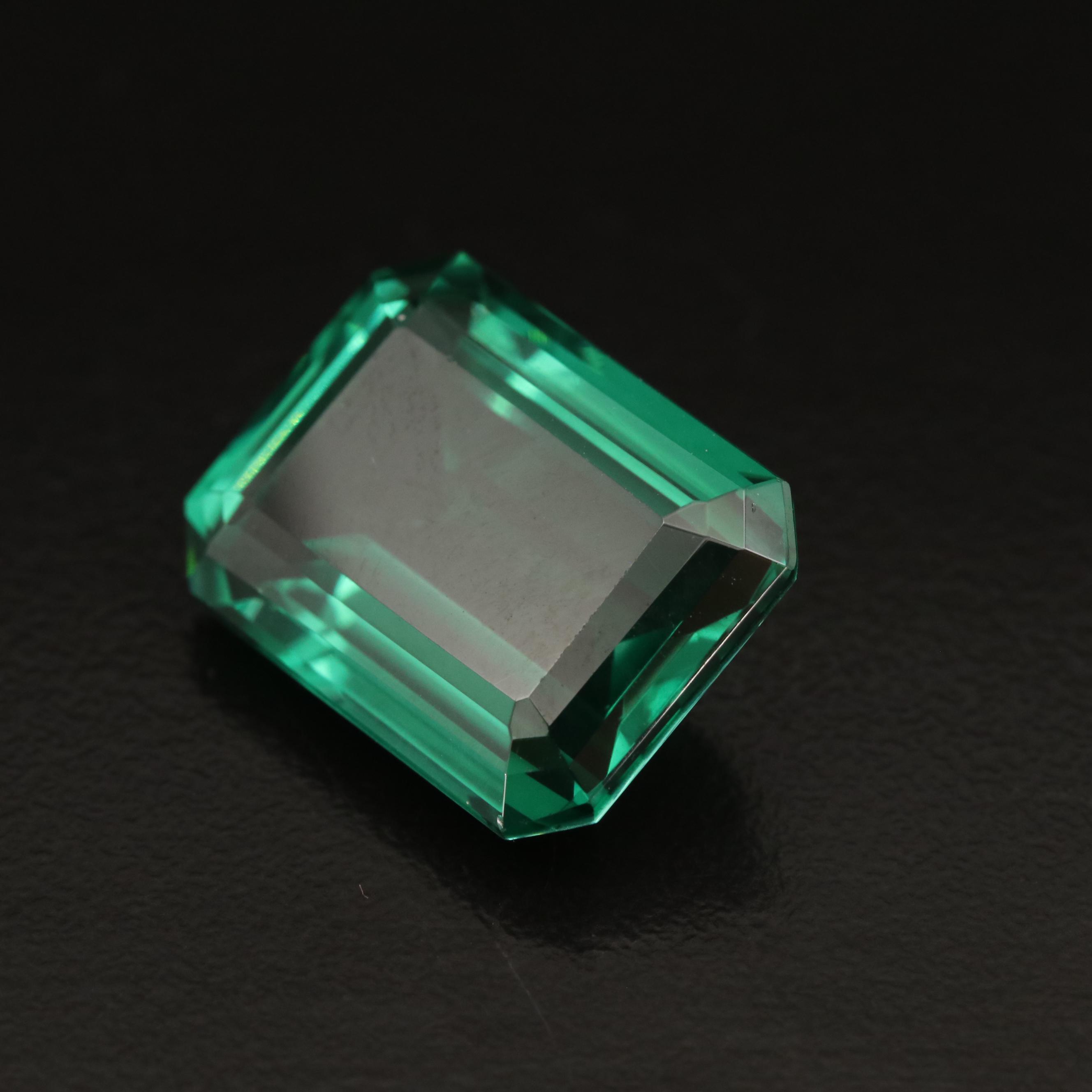 Loose Laboratory Grown Spinel Triplet with GIA Report