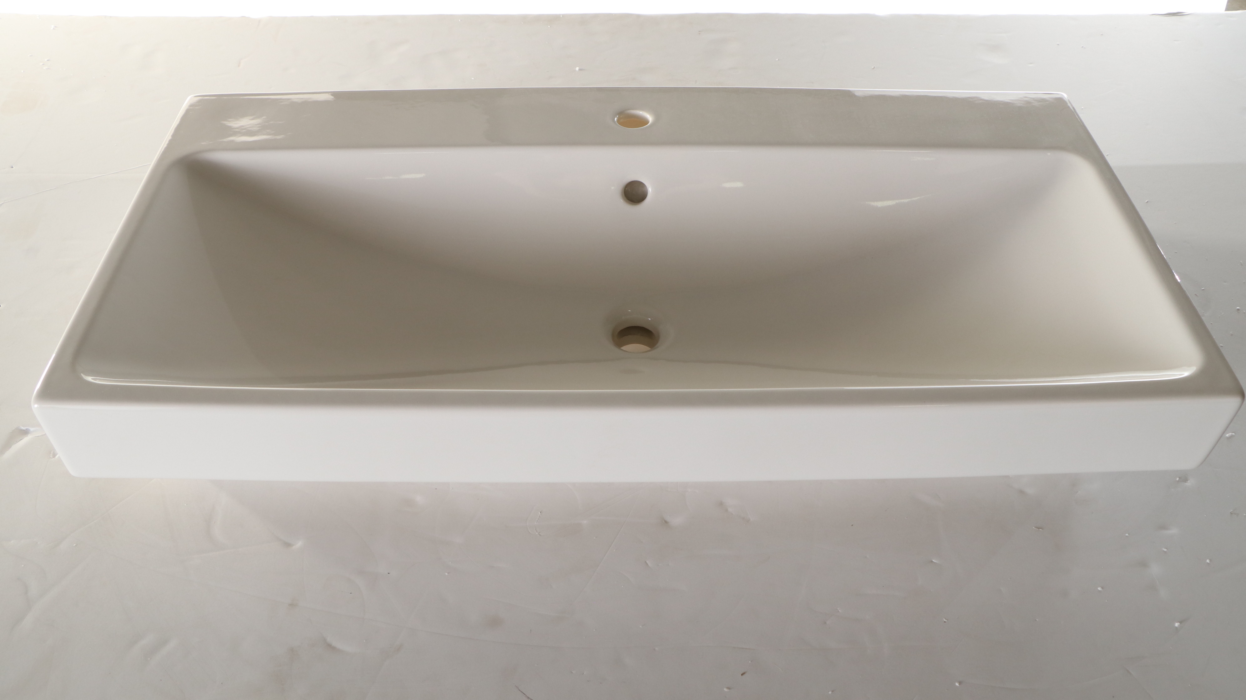39" Porcelain Wall Mount Sink