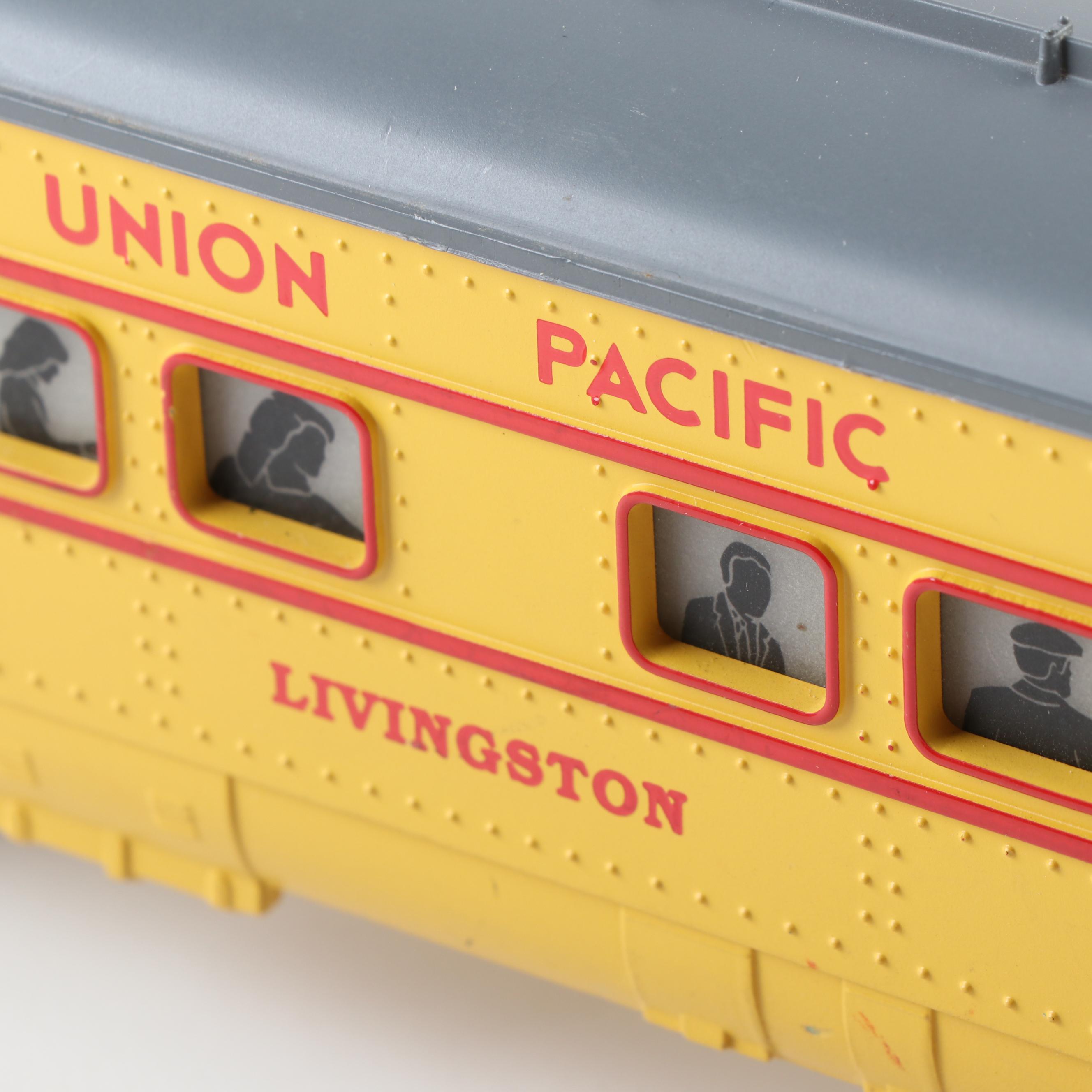 Lionel Model Union Pacific 8120 Engine and Passenger Cars, 1970s–1980s