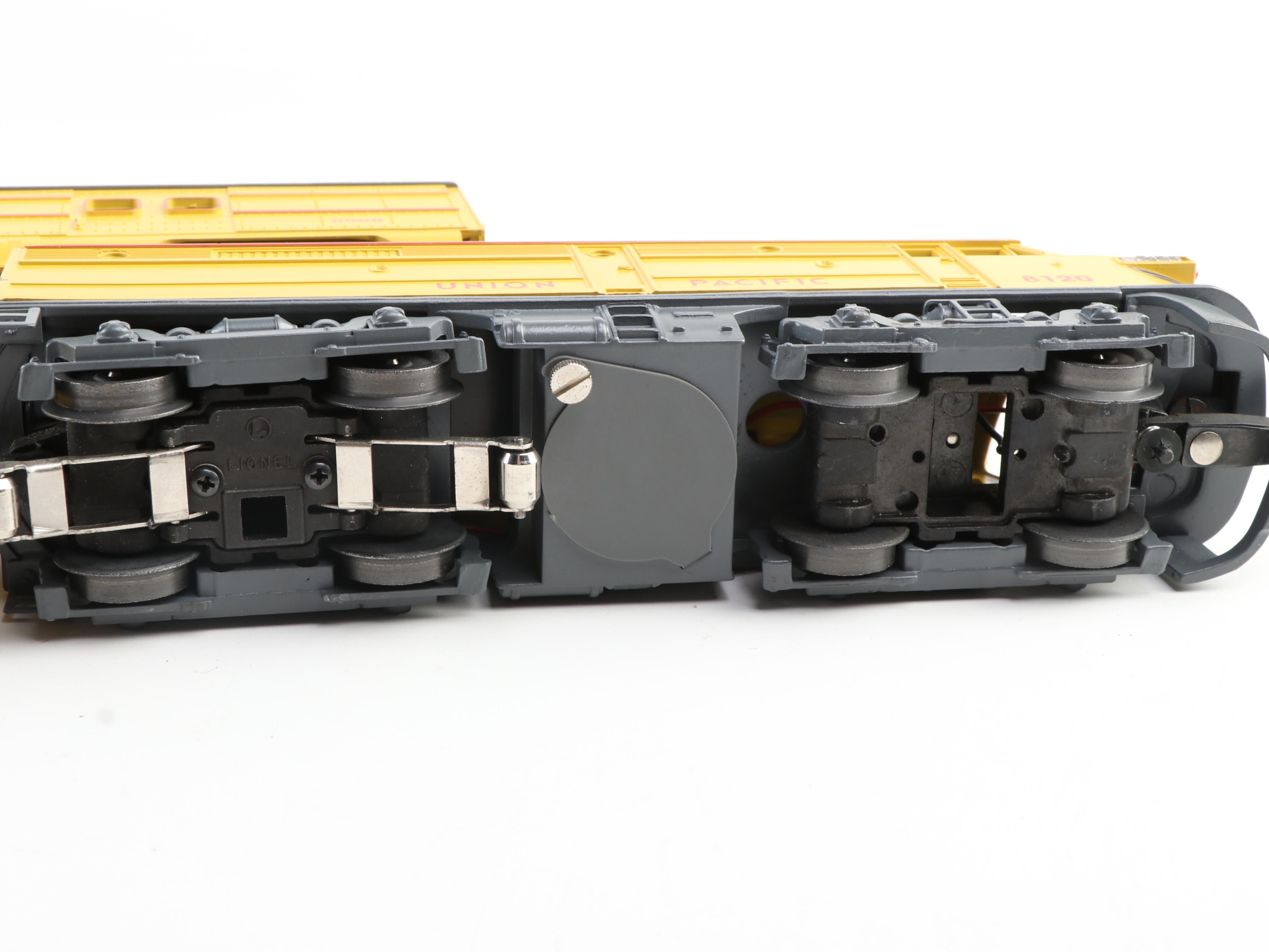 Lionel Model Union Pacific 8120 Engine and Passenger Cars, 1970s–1980s
