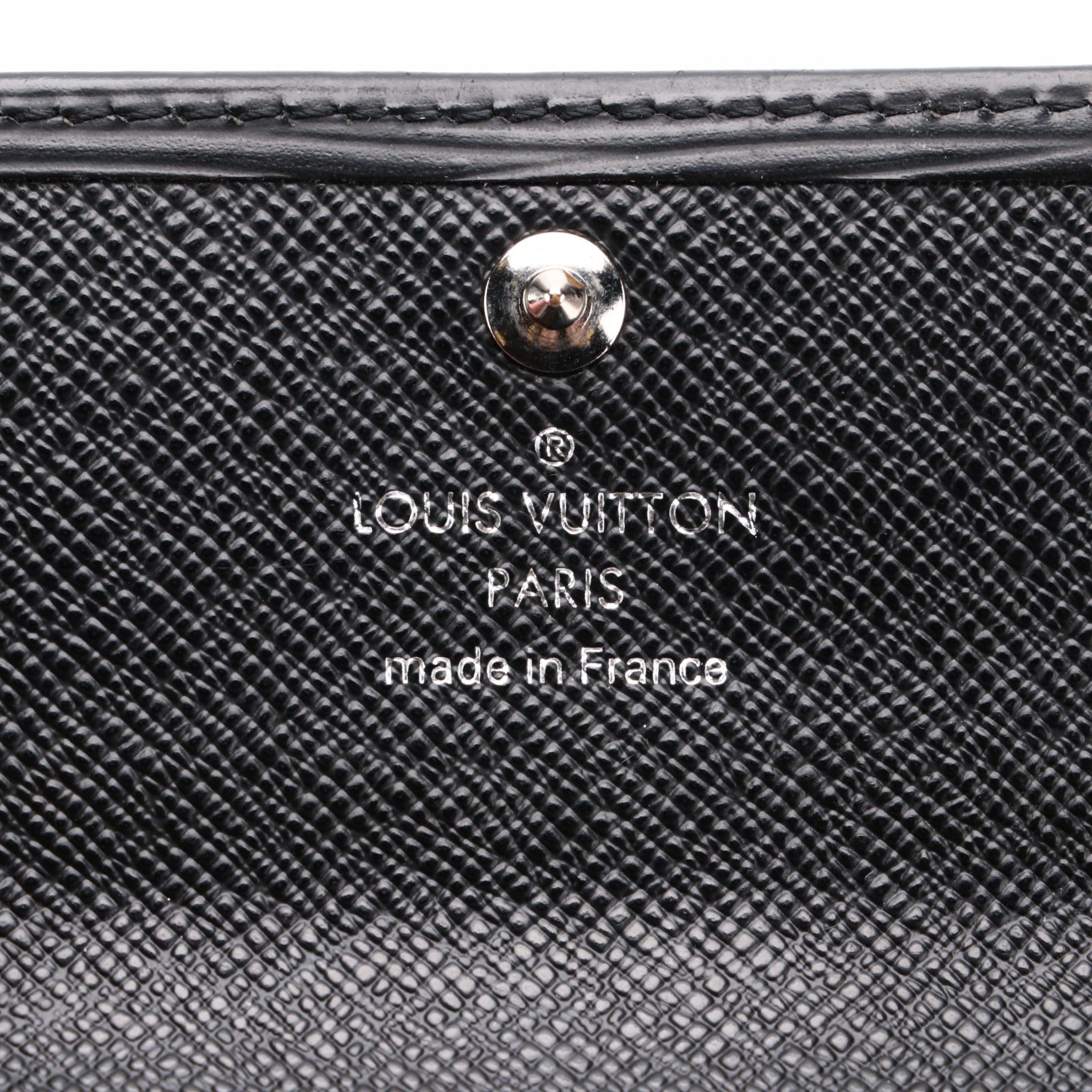 Louis Vuitton Six-Key Holder in Black Epi Leather