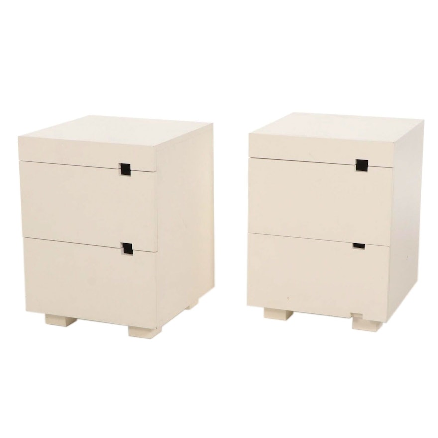 Contemporary White Lacquered Wood Nightstands