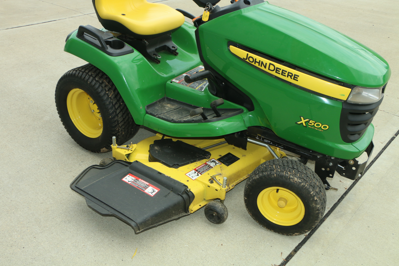 John Deere X500 Lawn Tractor