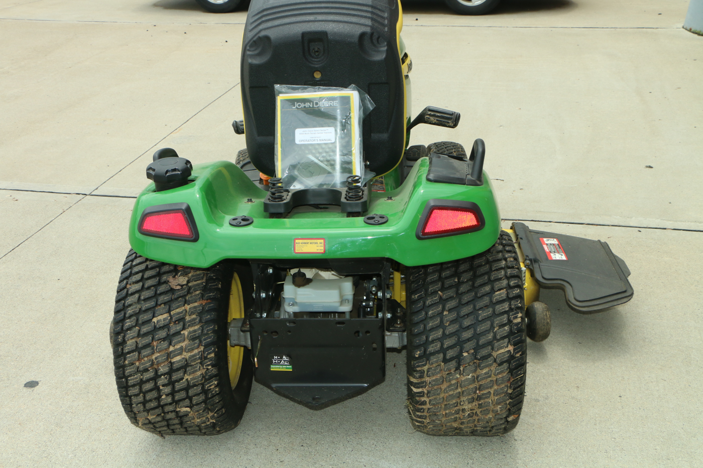 John Deere X500 Lawn Tractor