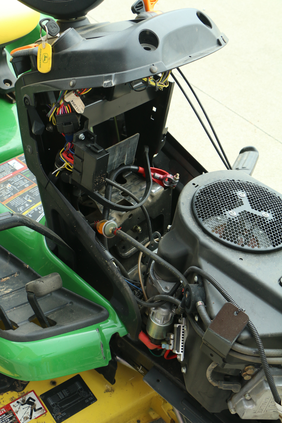 John Deere X500 Lawn Tractor