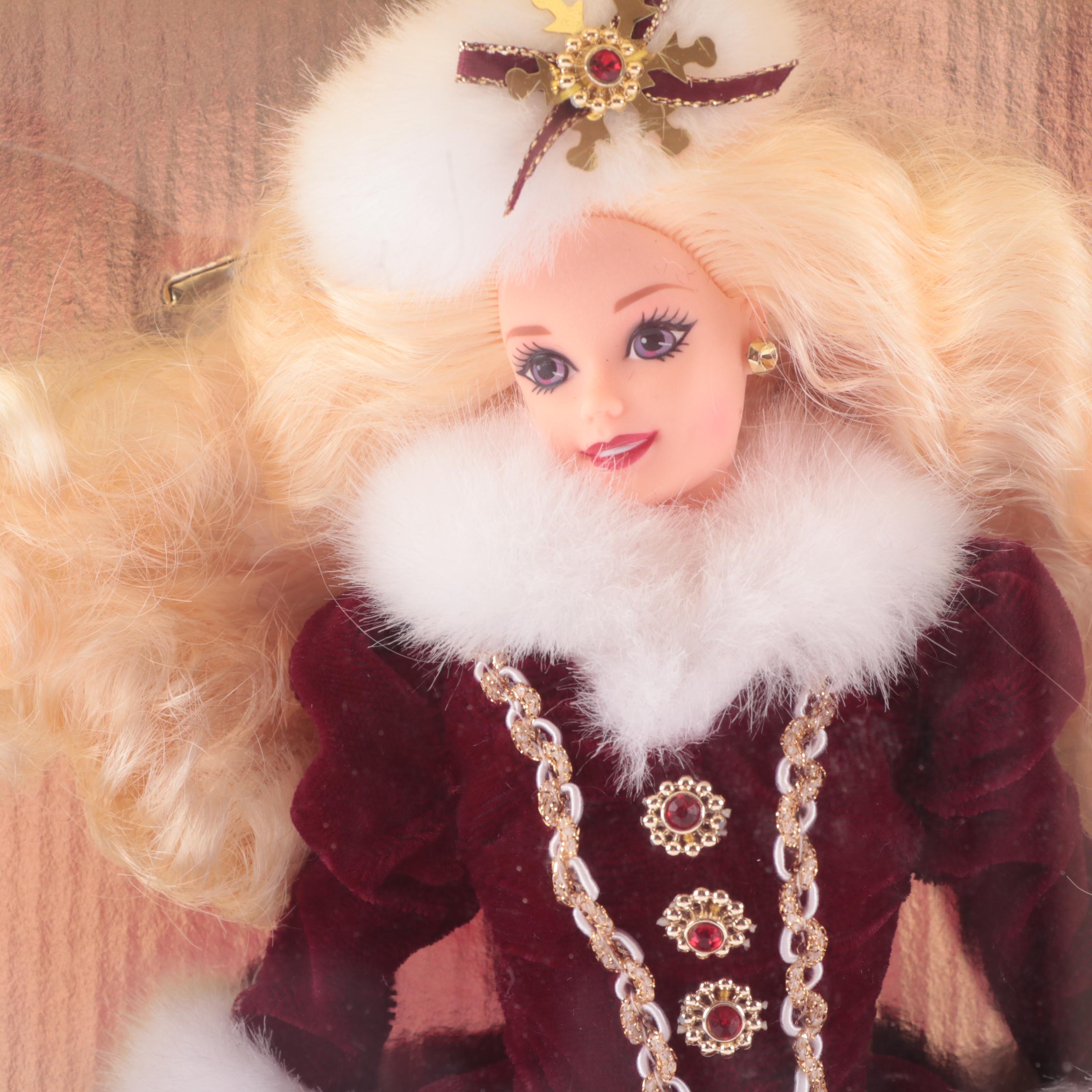 Mattel "Happy Holidays" 1996 Barbie with Barbie Greeting Cards and Trinket Box