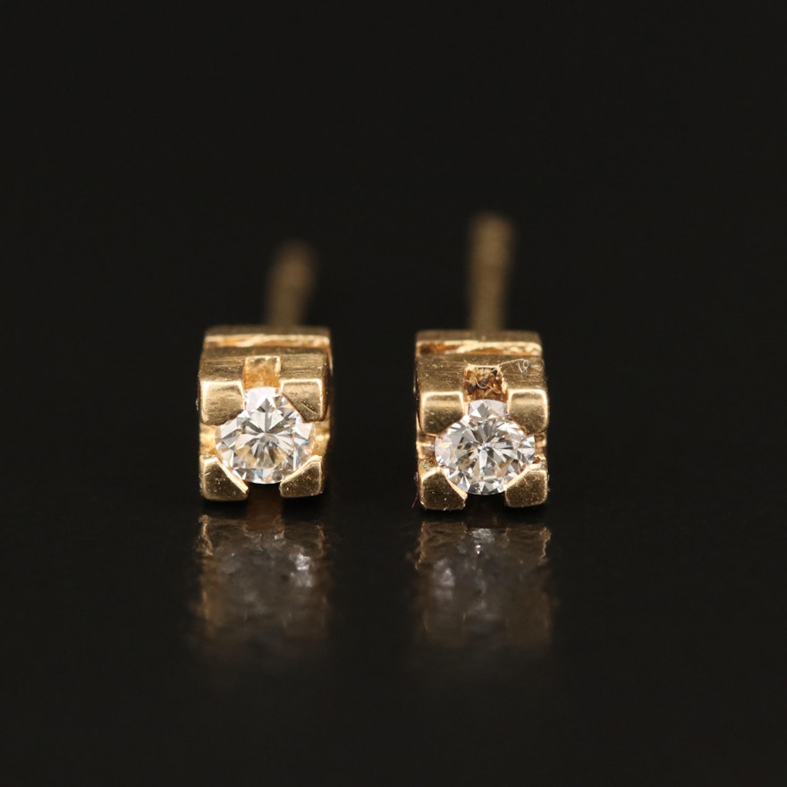 18K 0.10 CTW Diamond Stud Earrings