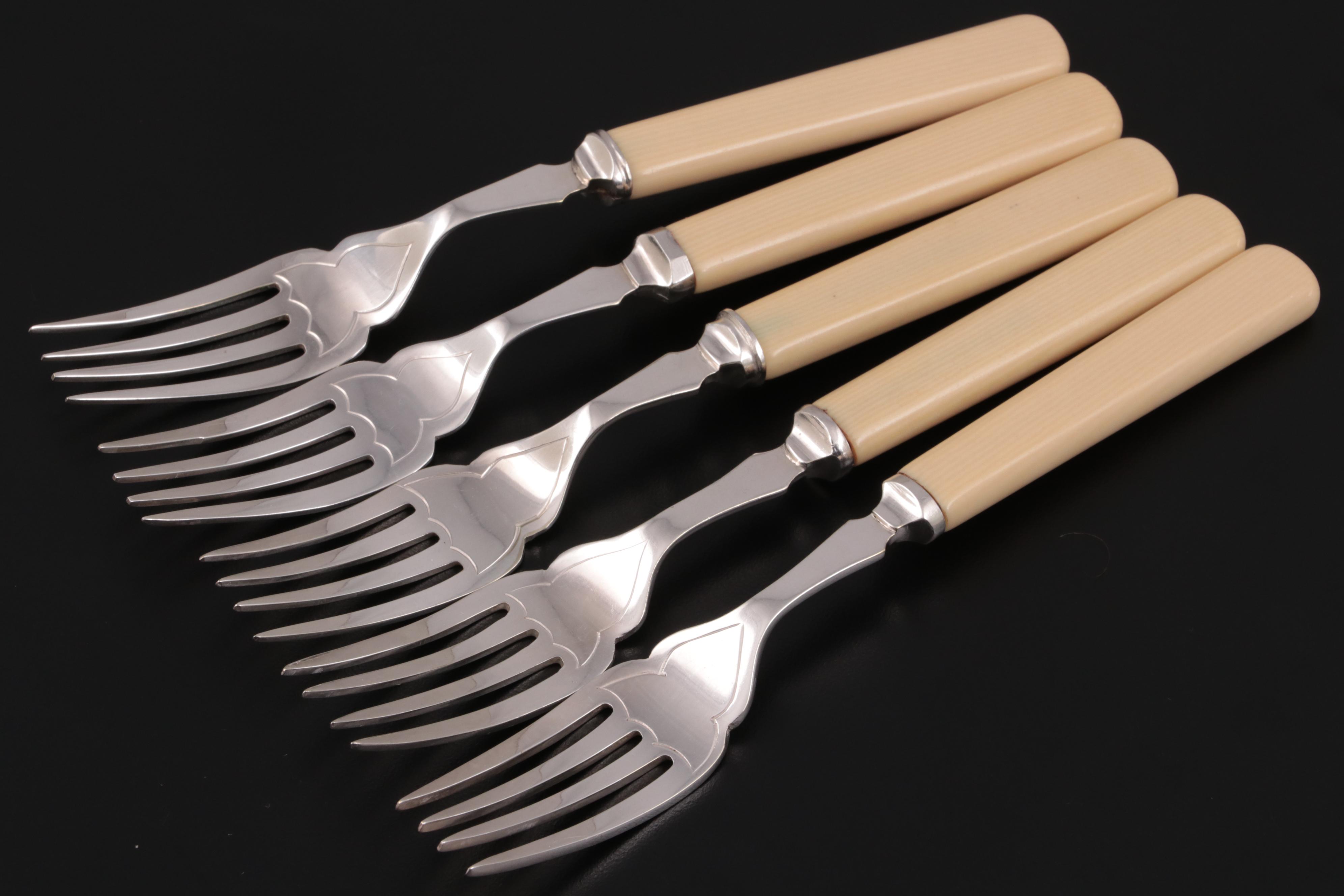 Philip Ashberry & Sons Sheffield Plate Fish Set with Ivory Celluloid Handles