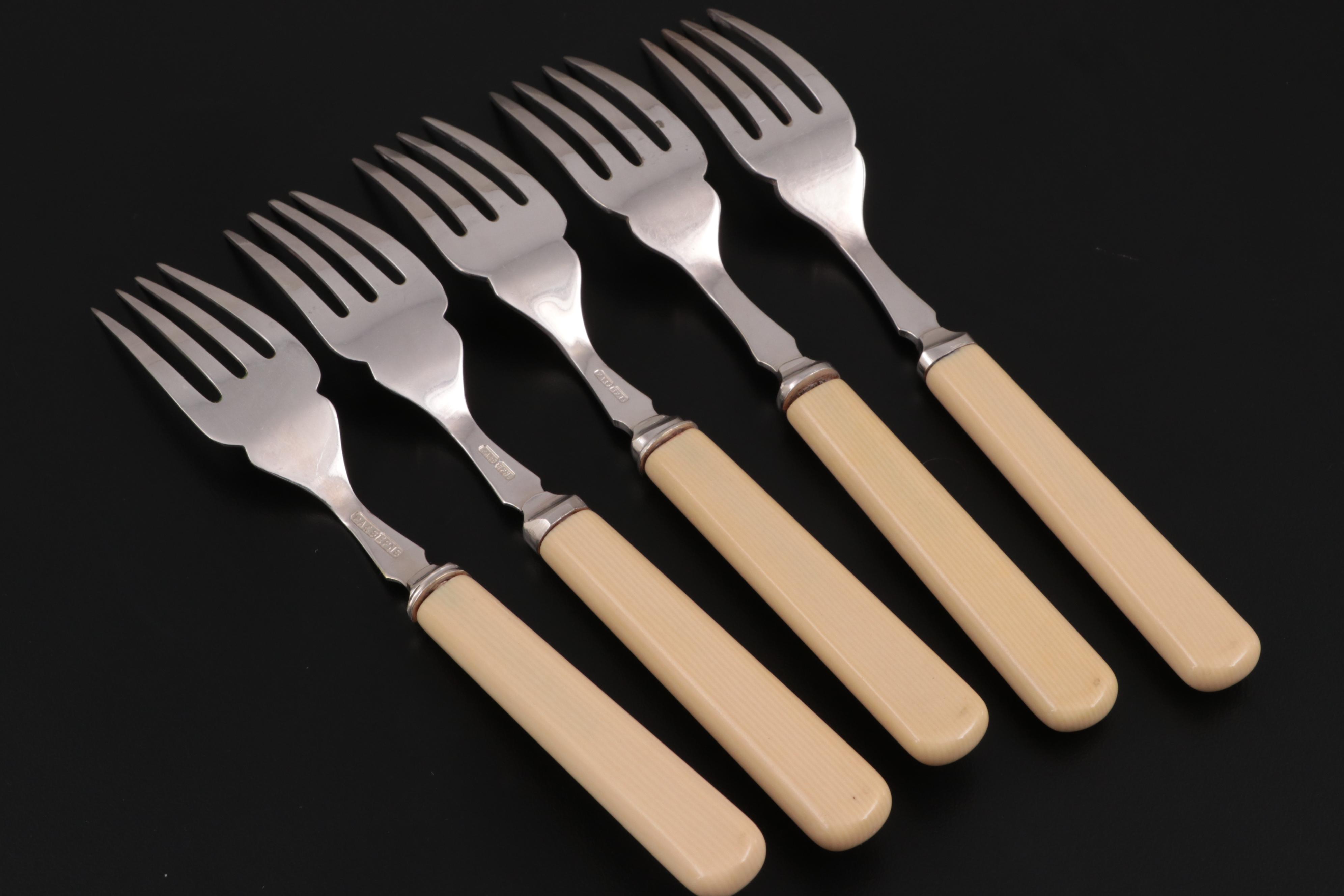 Philip Ashberry & Sons Sheffield Plate Fish Set with Ivory Celluloid Handles