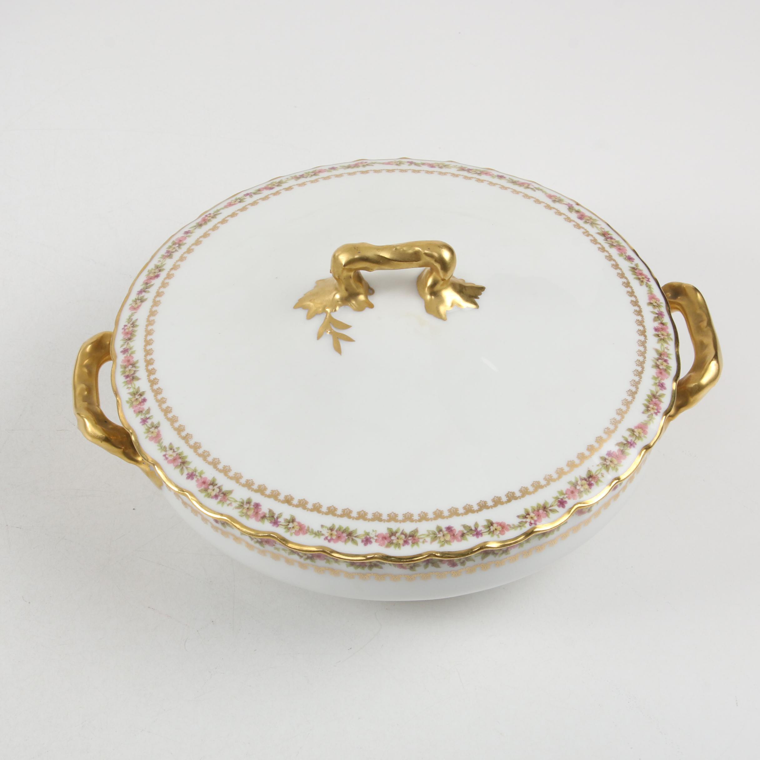 Haviland Limoges Porcelain Setting for Twelve with Serving Pieces, Antique