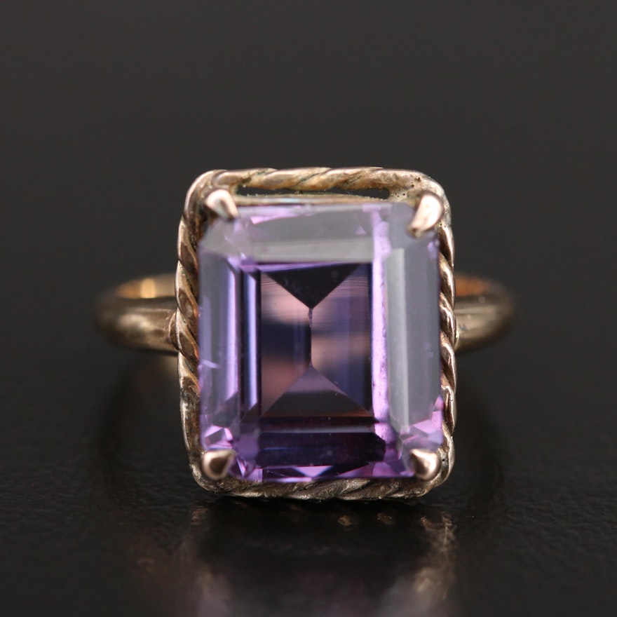 Vintage 14K Color Change Sapphire Ring