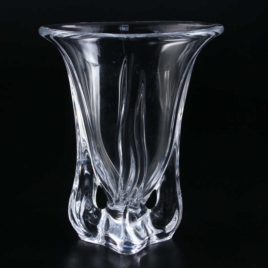 Vannes Le Châtel Globular Crystal Vase, Late 20th Century