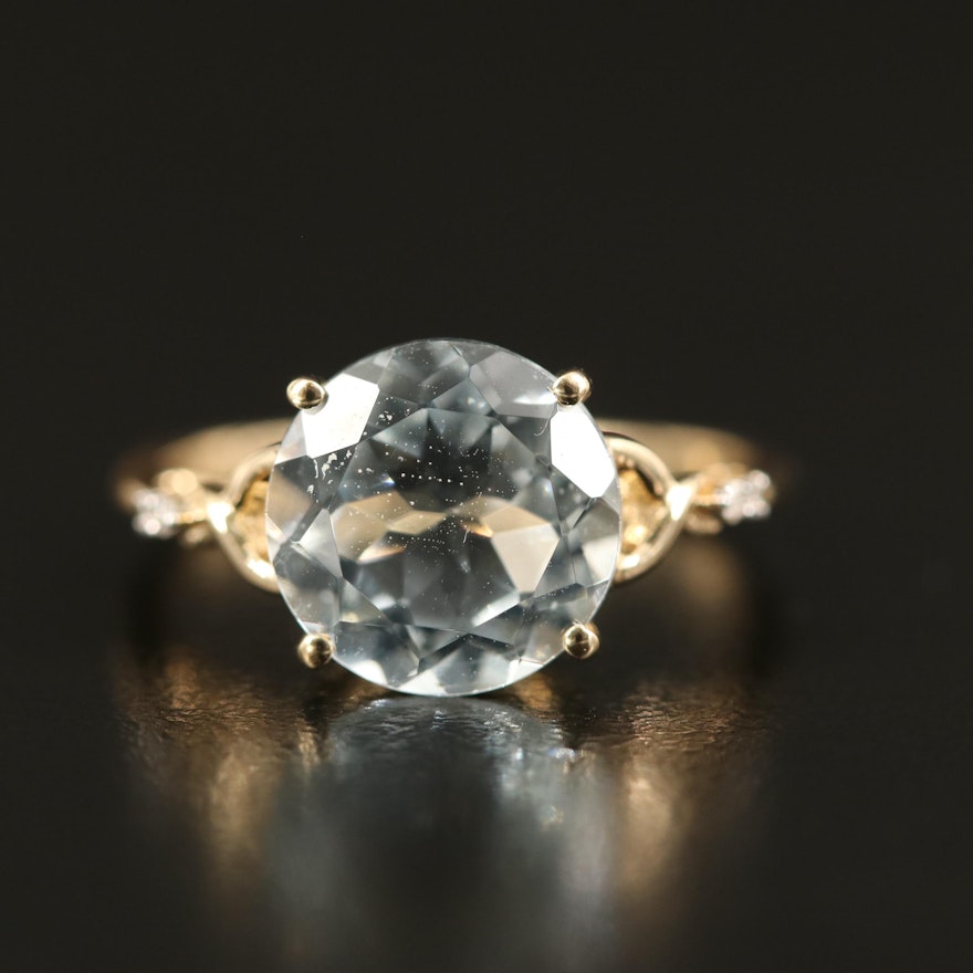 14K Aquamarine and Diamond Ring