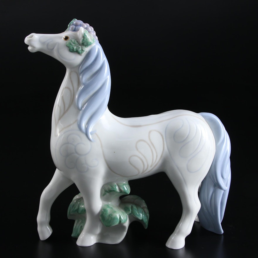 Lladró "Horse" Porcelain Figurine Designed by Antonio Ballester, Late 20th C.