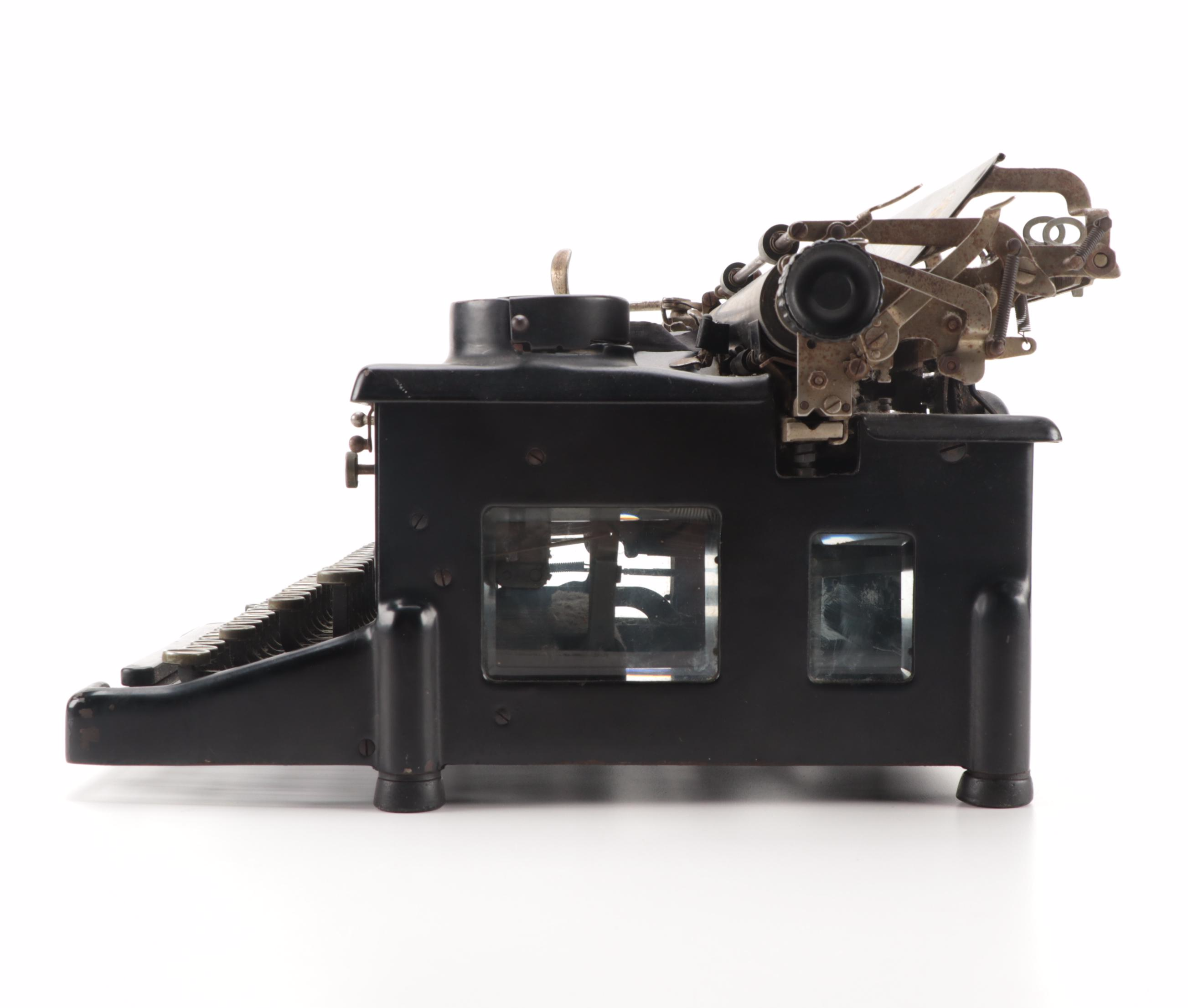 Royal 10 Typewriter, 1921
