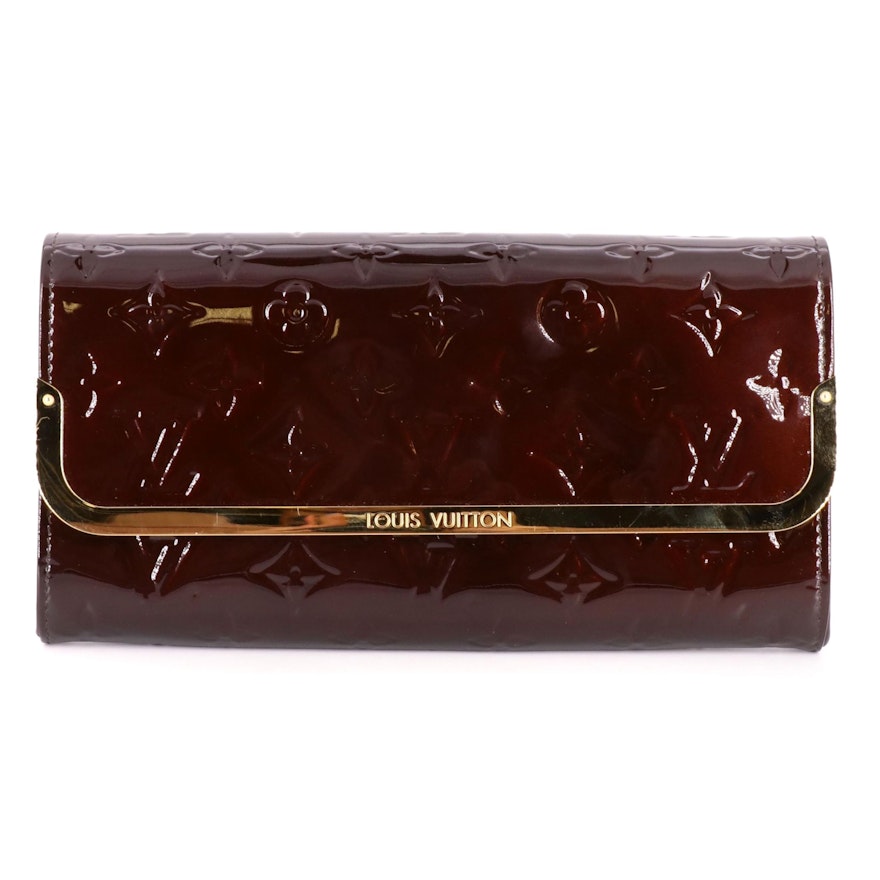 Louis Vuitton Rossmore Clutch Bag in Amarante Monogram Vernis