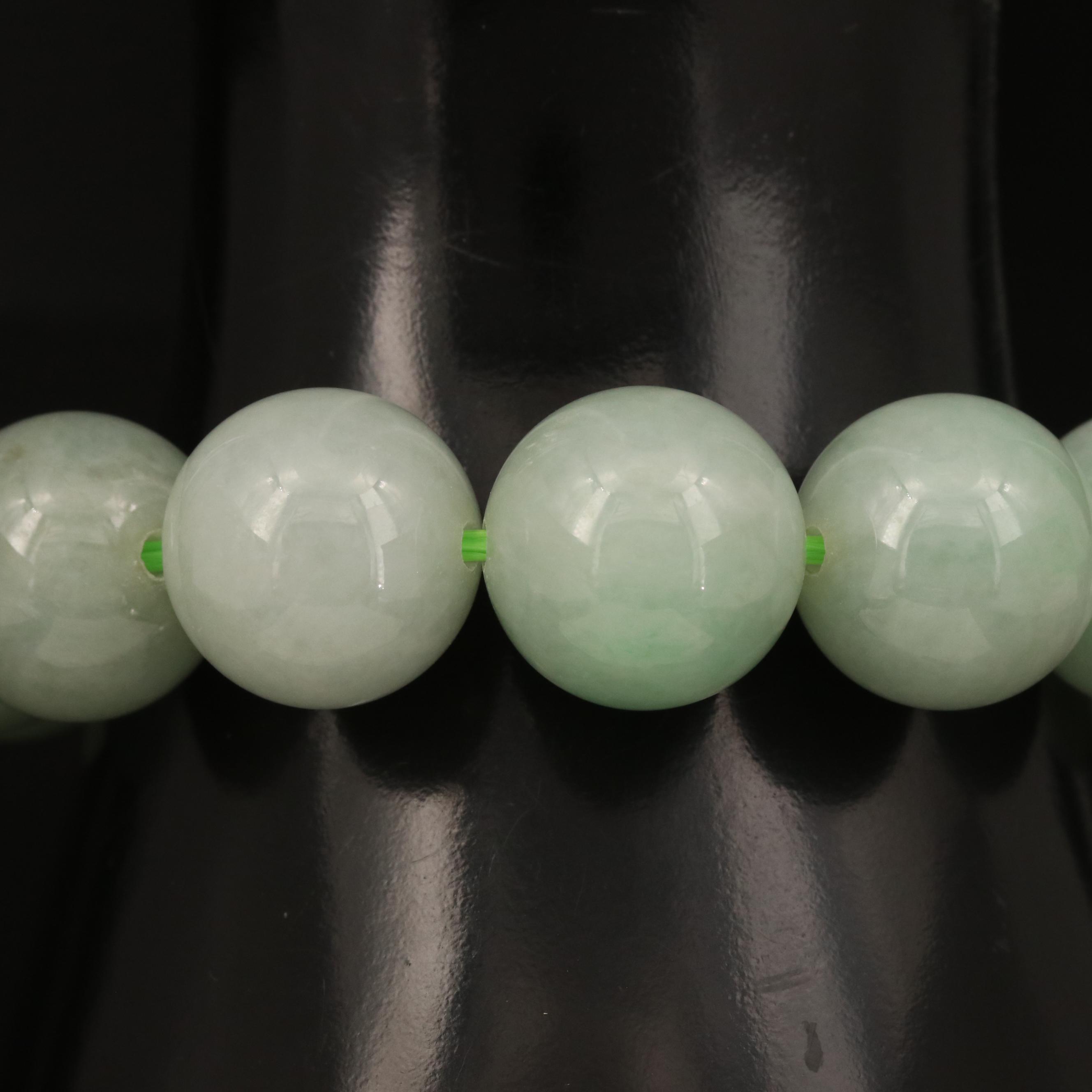 Round Bead Jadeite Expandable Bracelet