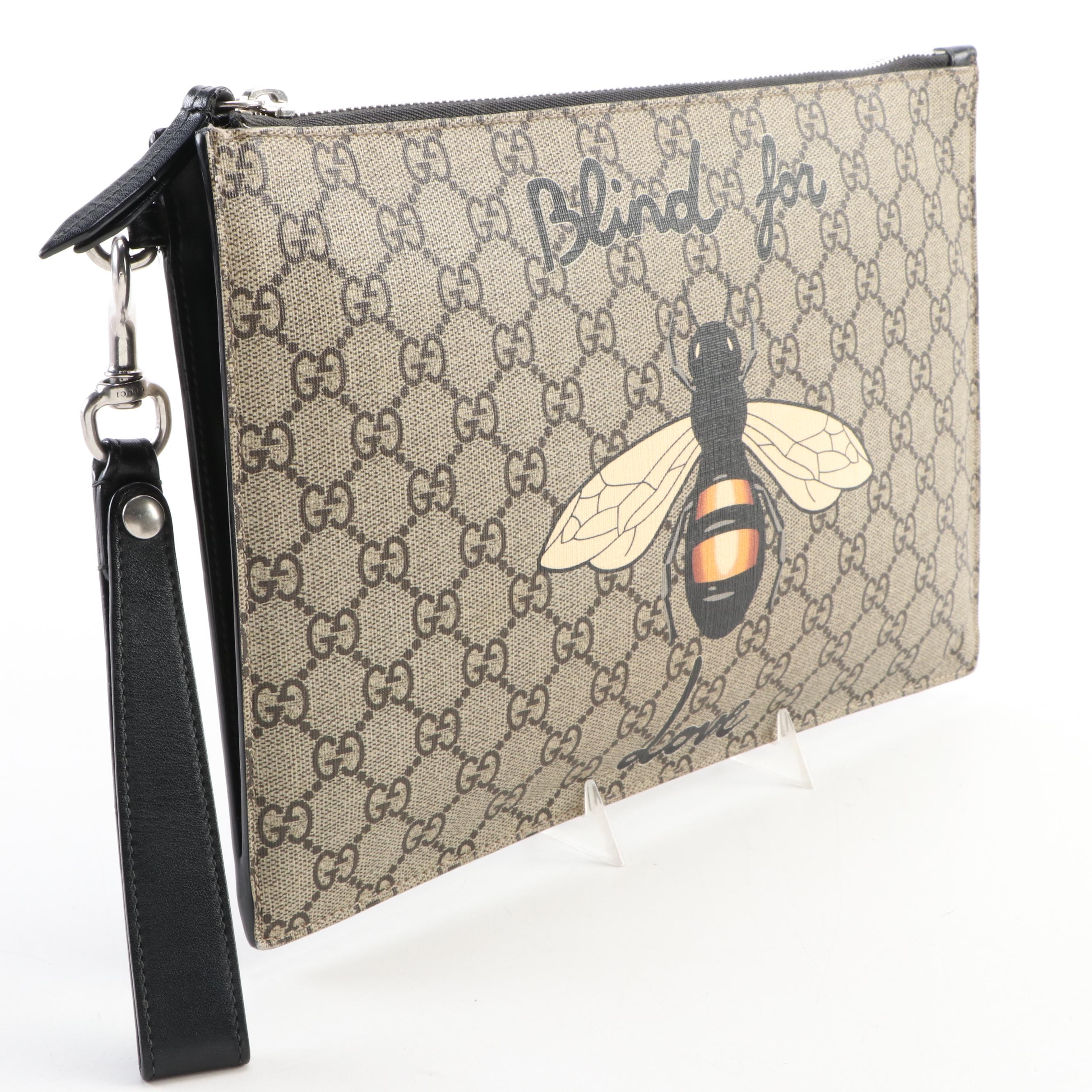 Gucci Bestiary Pouch in Bee "Blind For Love" Print GG Supreme Canvas
