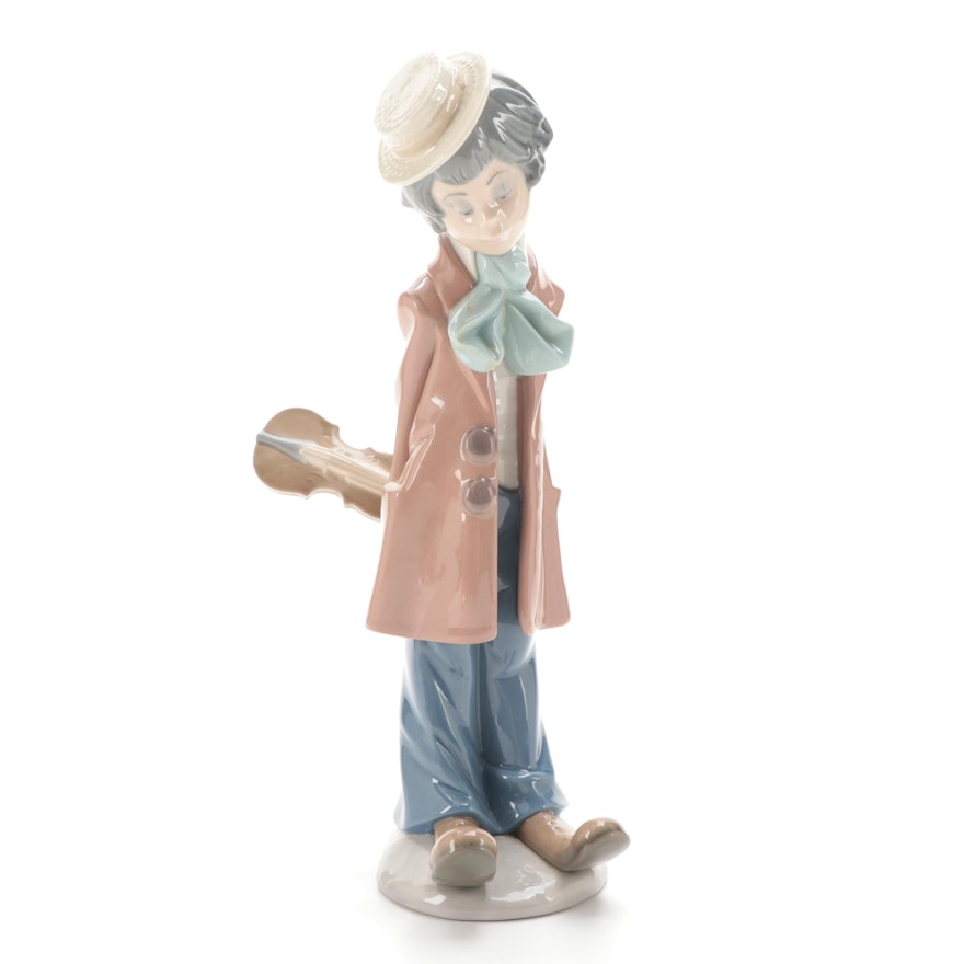 Lladró "Clown Standing" Porcelain Figurine Designed by Salvador Debón