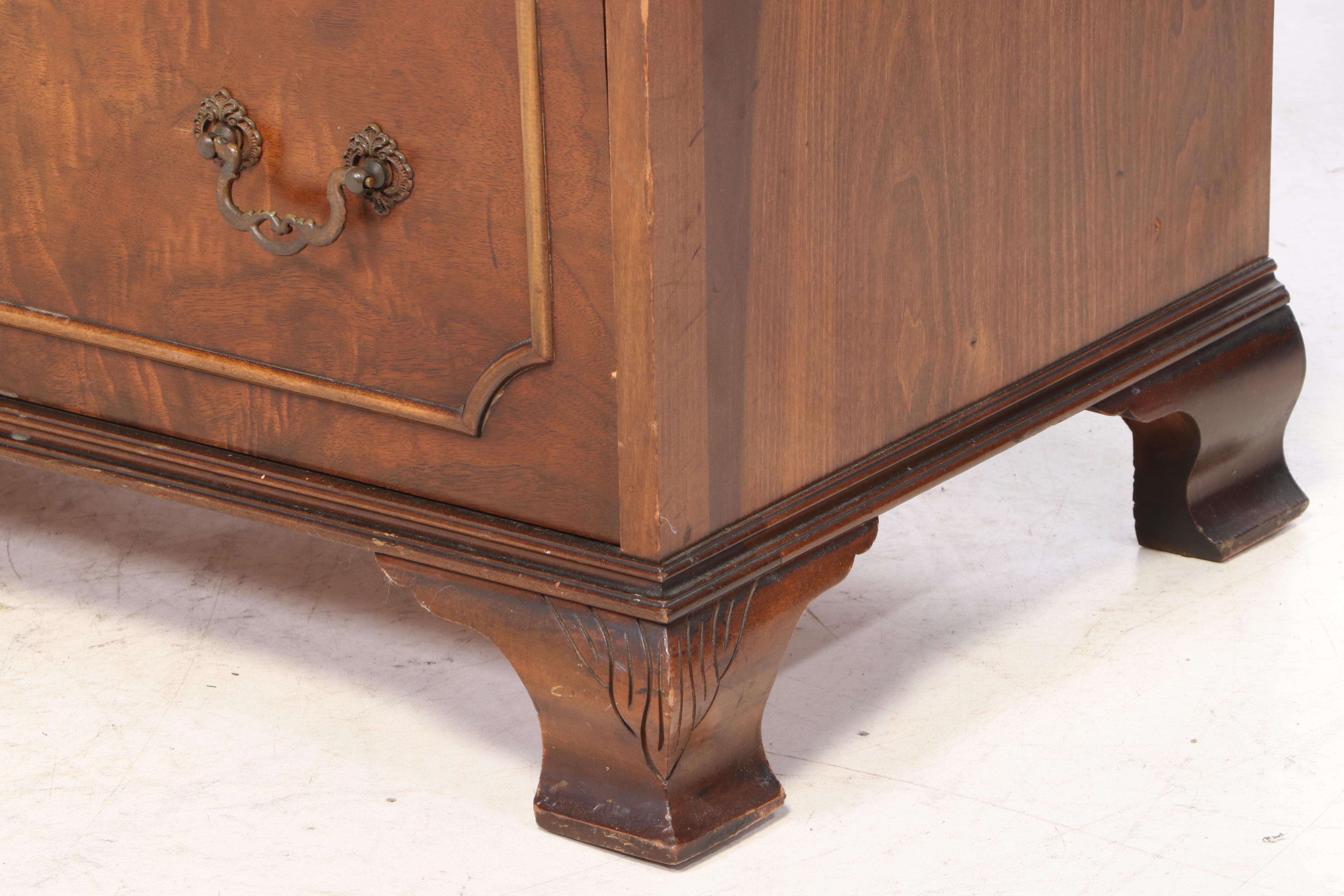 George II Style Figured Walnut Bureau Bookcase, Early to Mid 20th Century